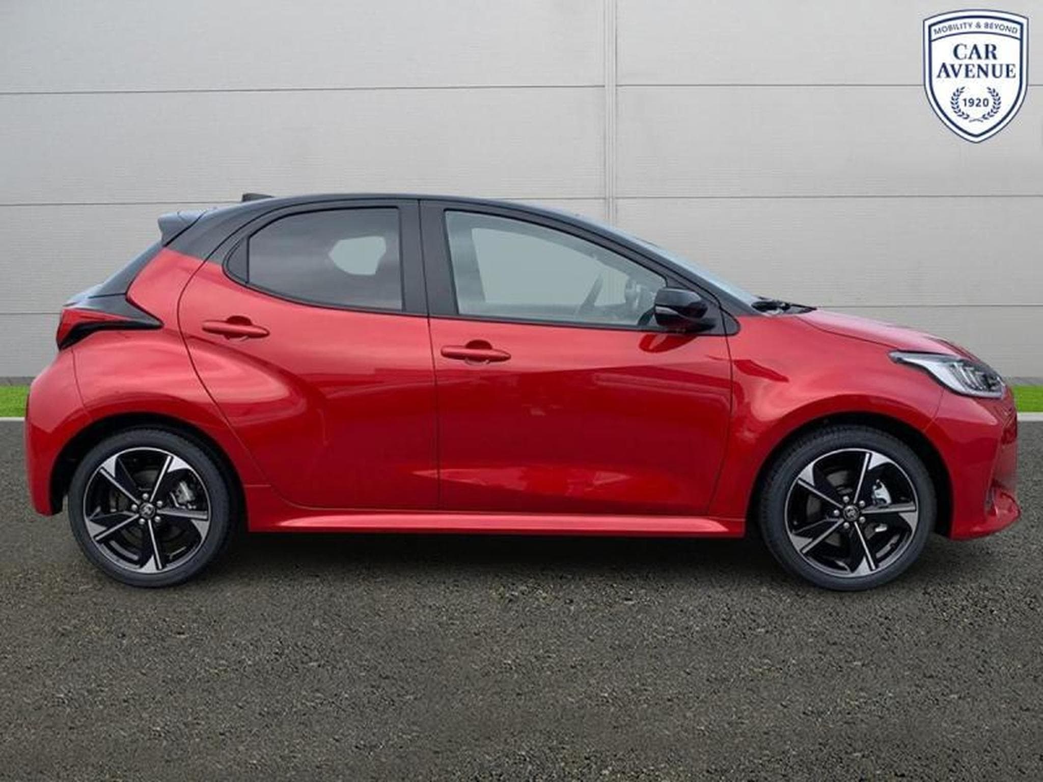 Toyota Yaris STYLE (1970) - Photo 5