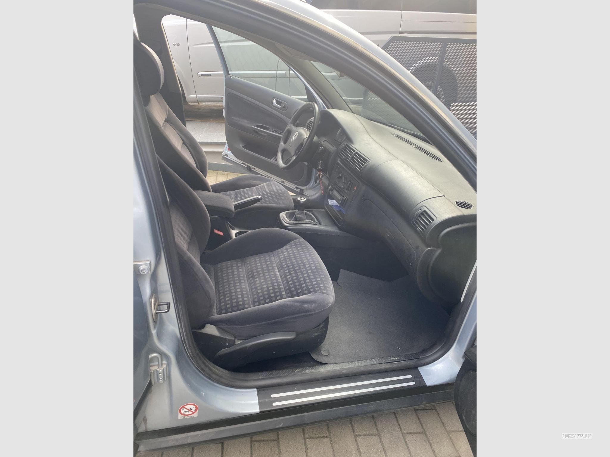 VW Passat Confort (2003) - Photo 2