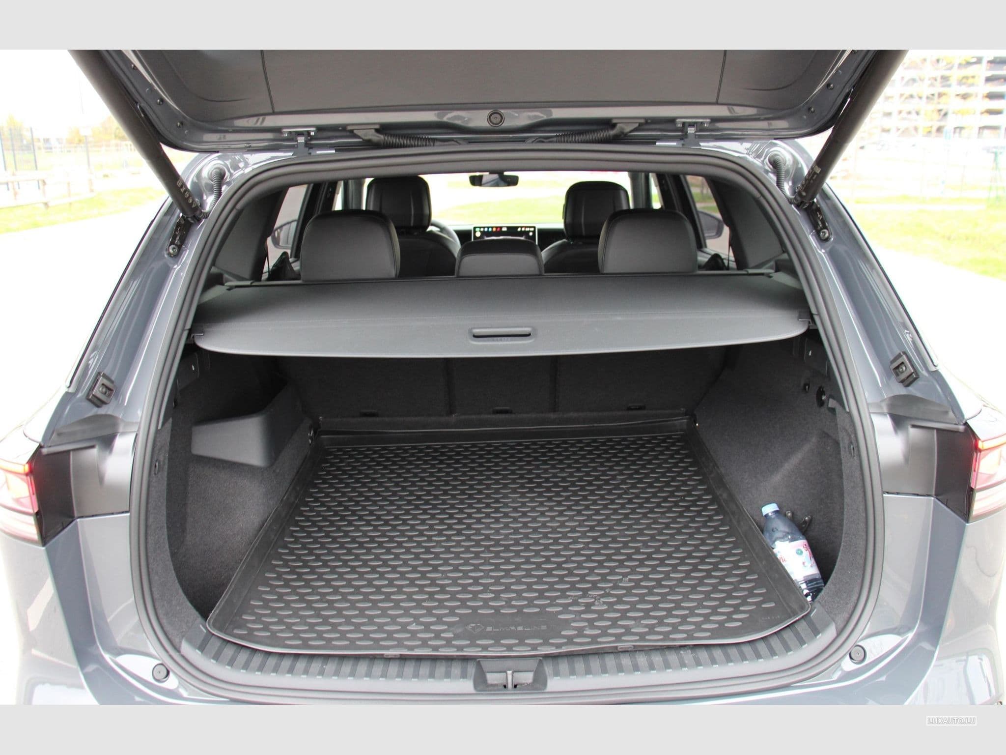 VW Tayron R-Line 2.0 l TSI OPF 4Motion 204PS DSG A (2025) - Foto 14