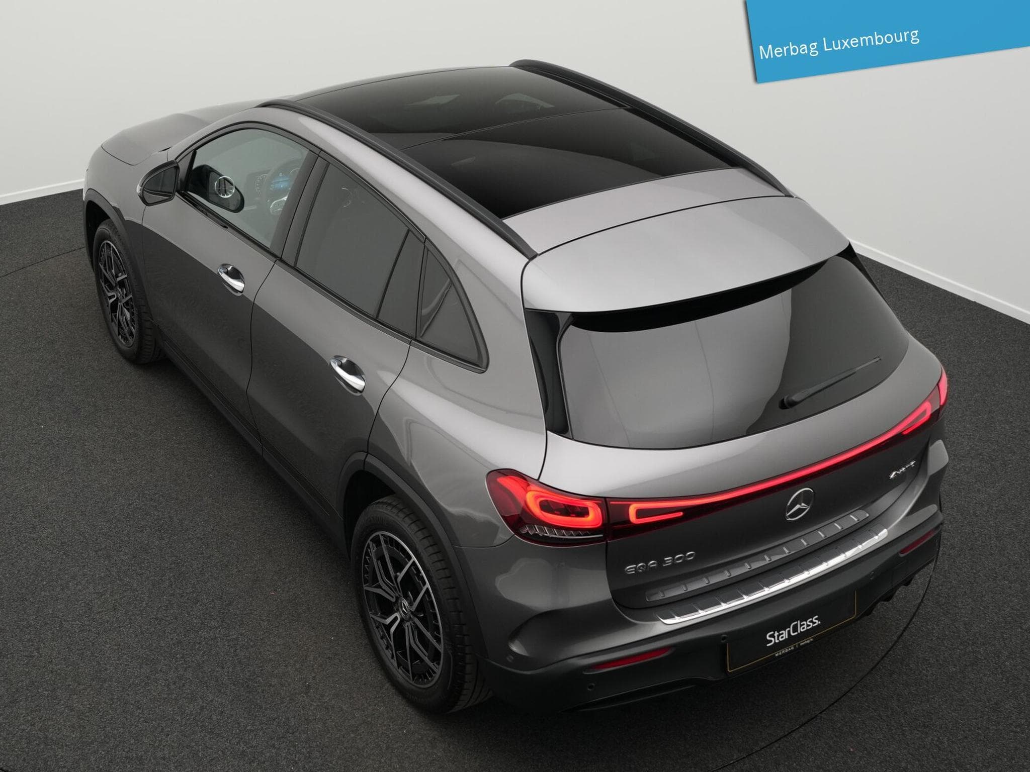 Mercedes EQA 4MATIC (2023) - Photo 11