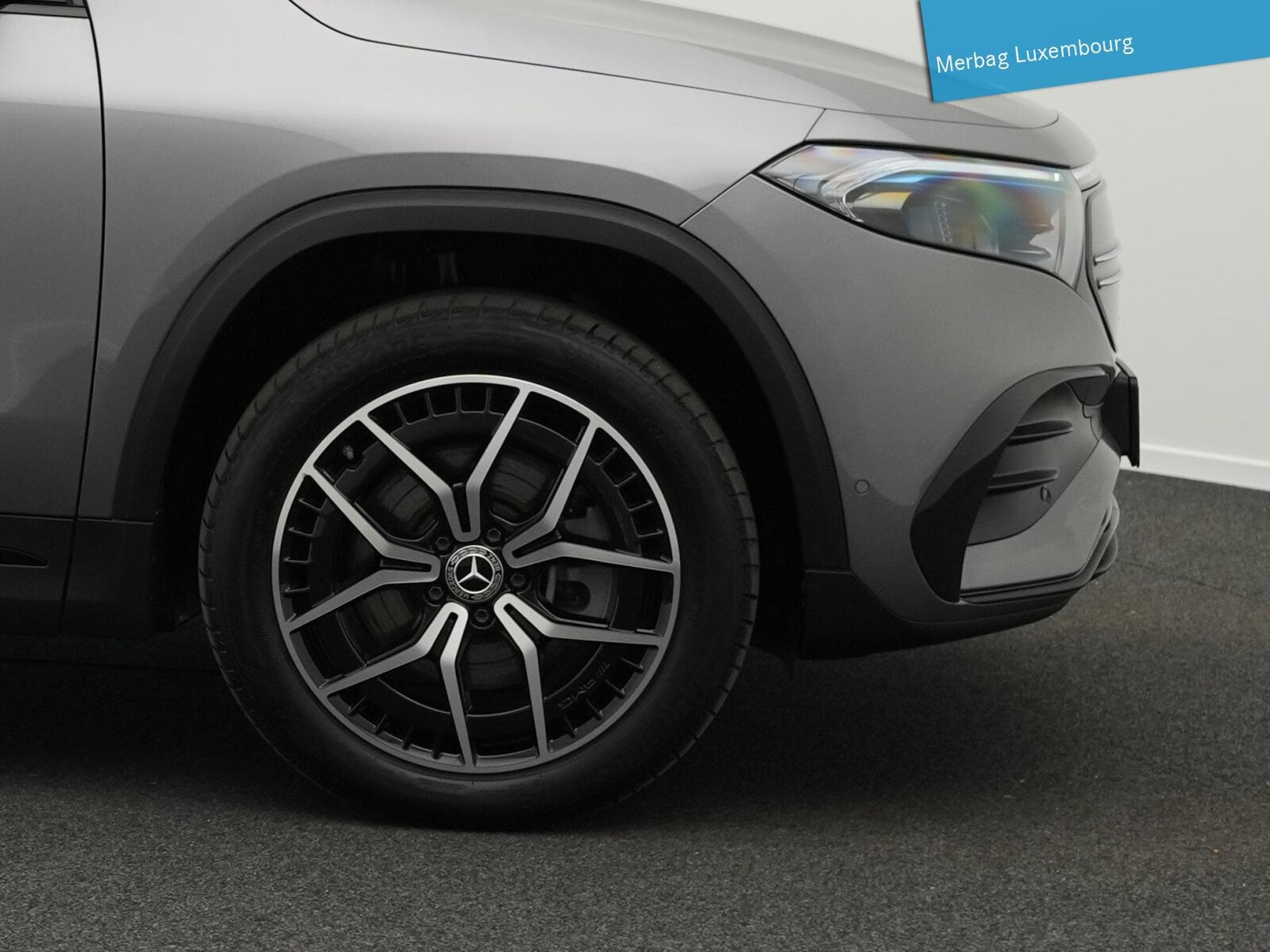 Mercedes EQA 4MATIC (2023) - Photo 6