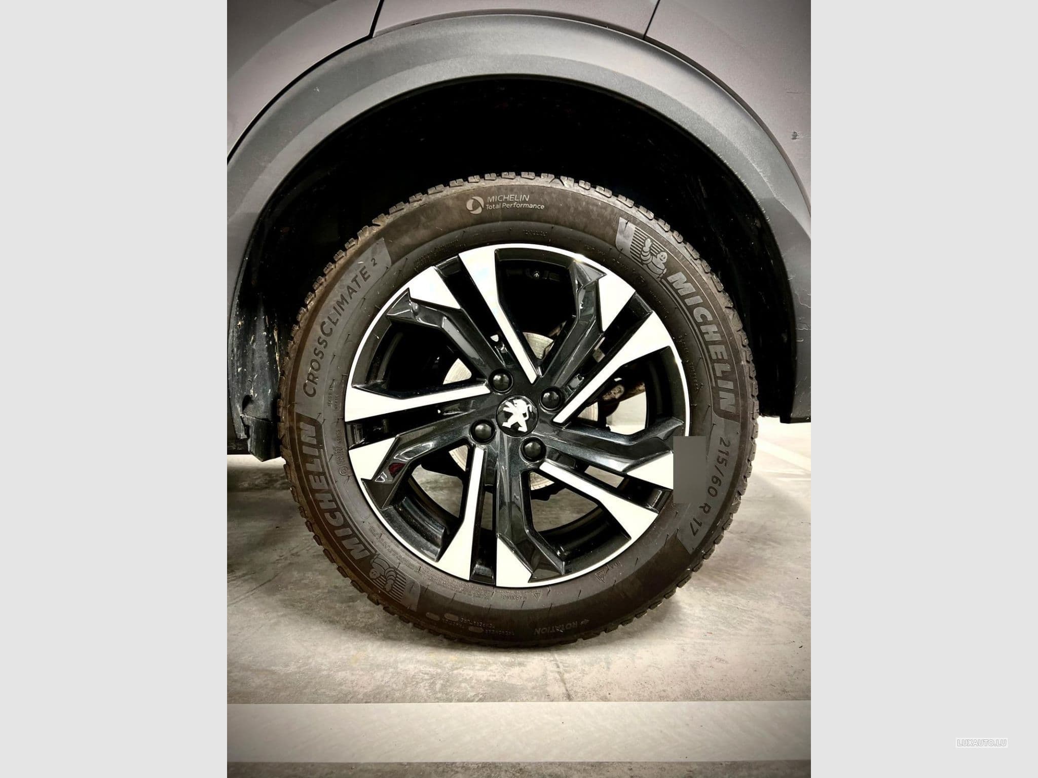 Peugeot 2008 Allure (2023) - Foto 15