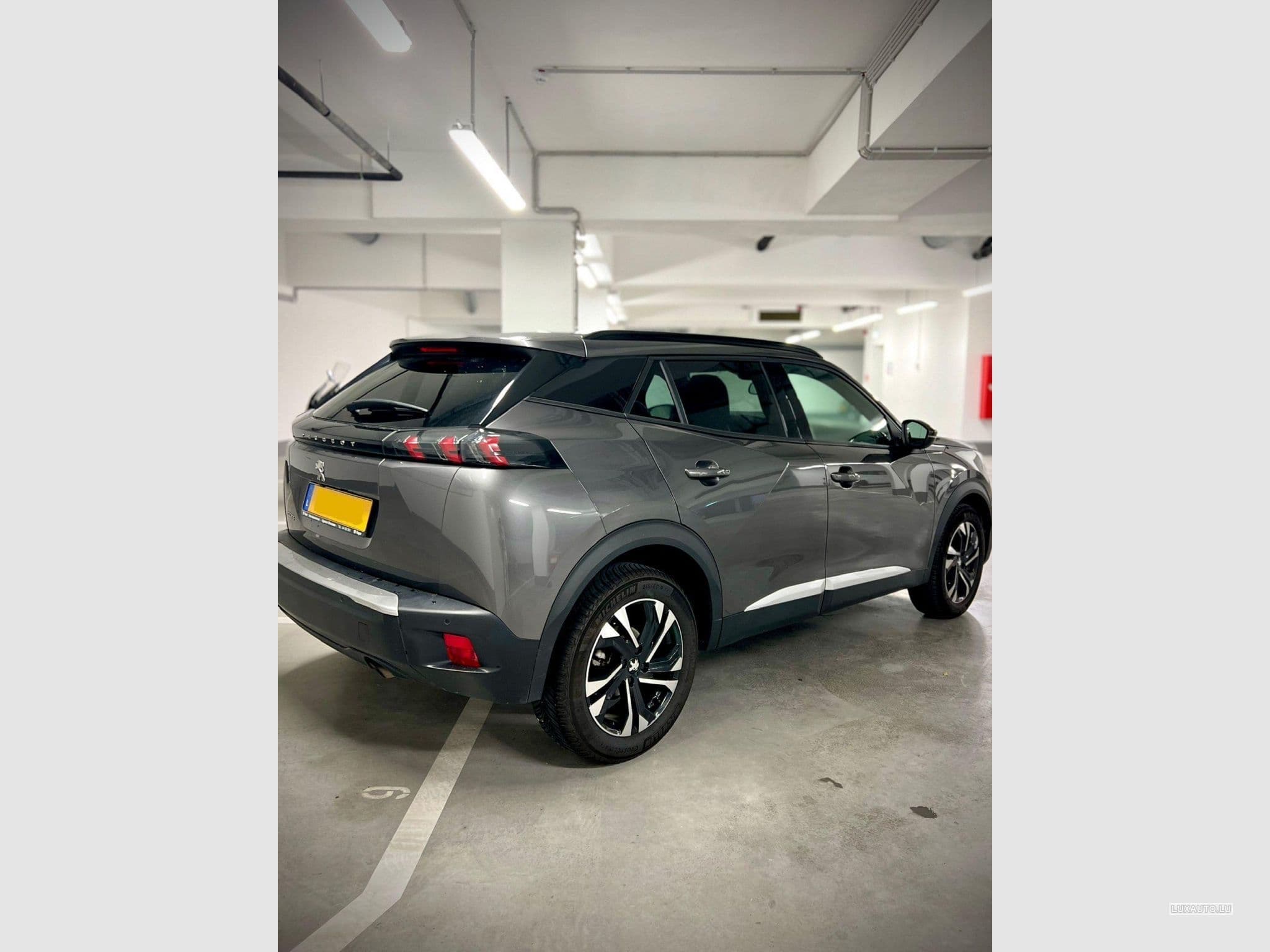 Peugeot 2008 Allure (2023) - Foto 3