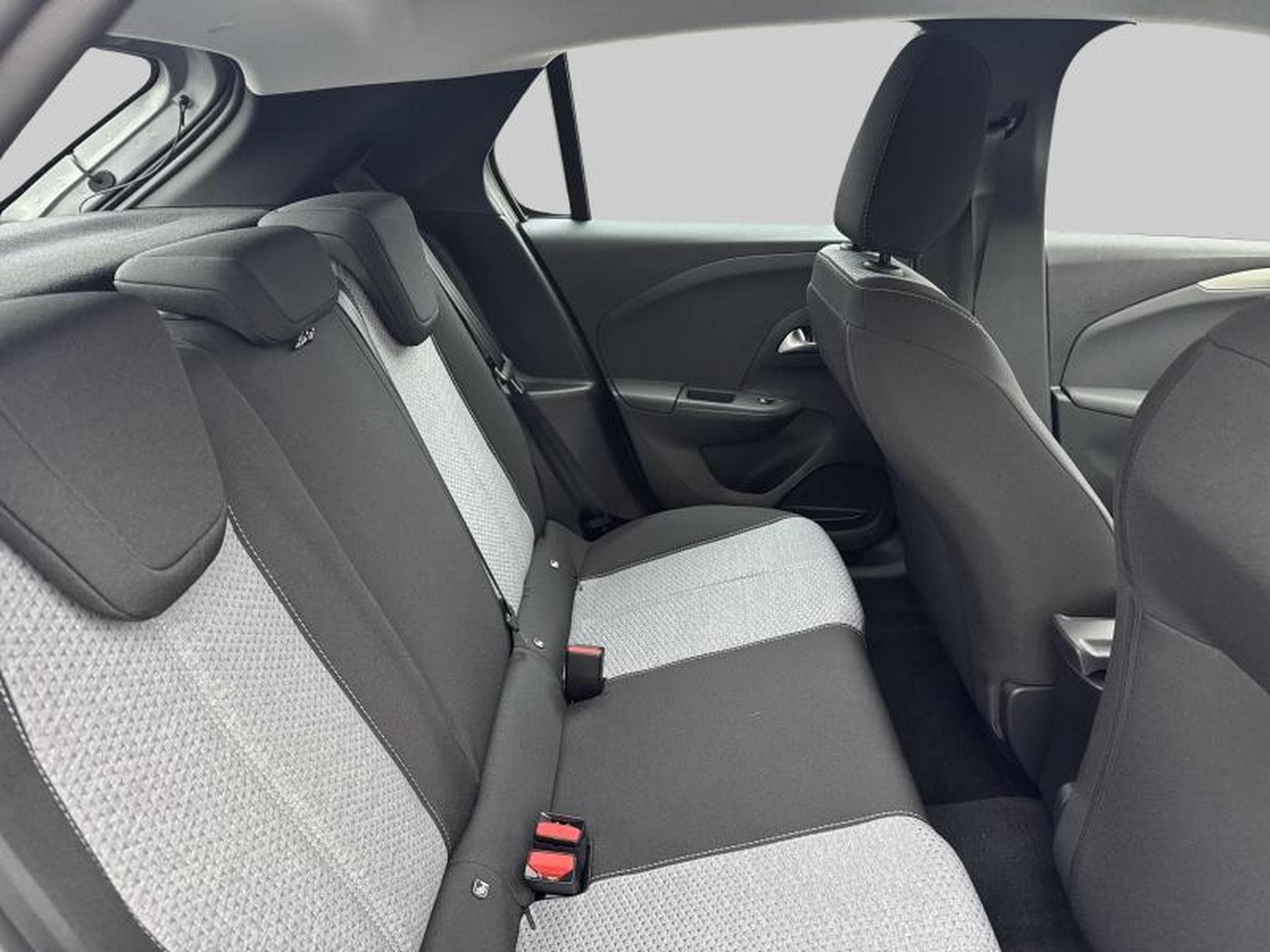 Opel Corsa F Edition (2025) - Foto 10