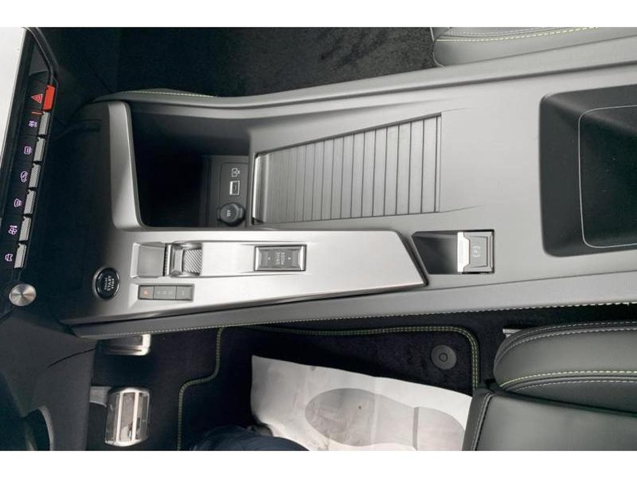 Peugeot 308 III & e- GT (2024) - Foto 18