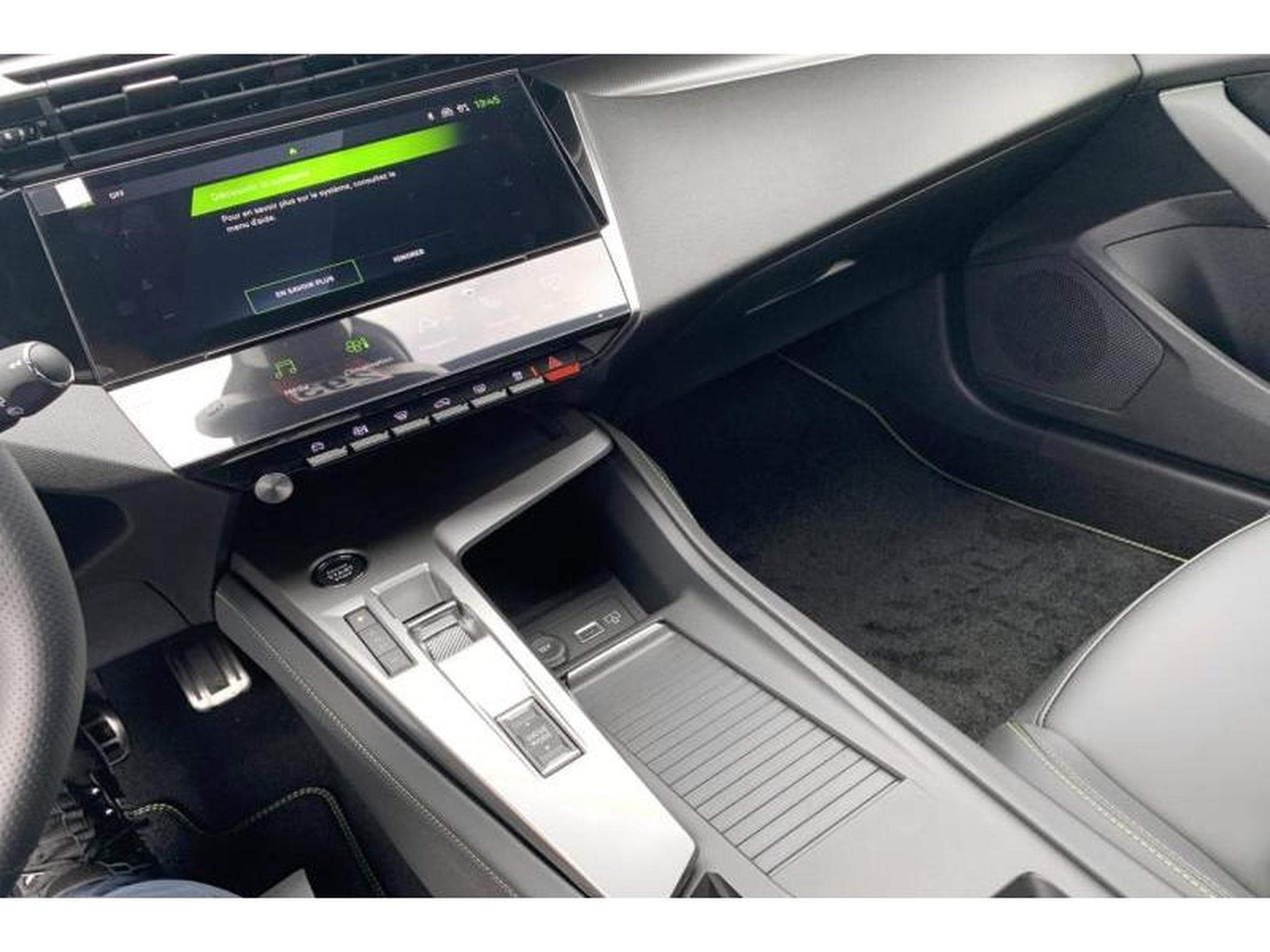 Peugeot 308 III & e- GT (2024) - Foto 19