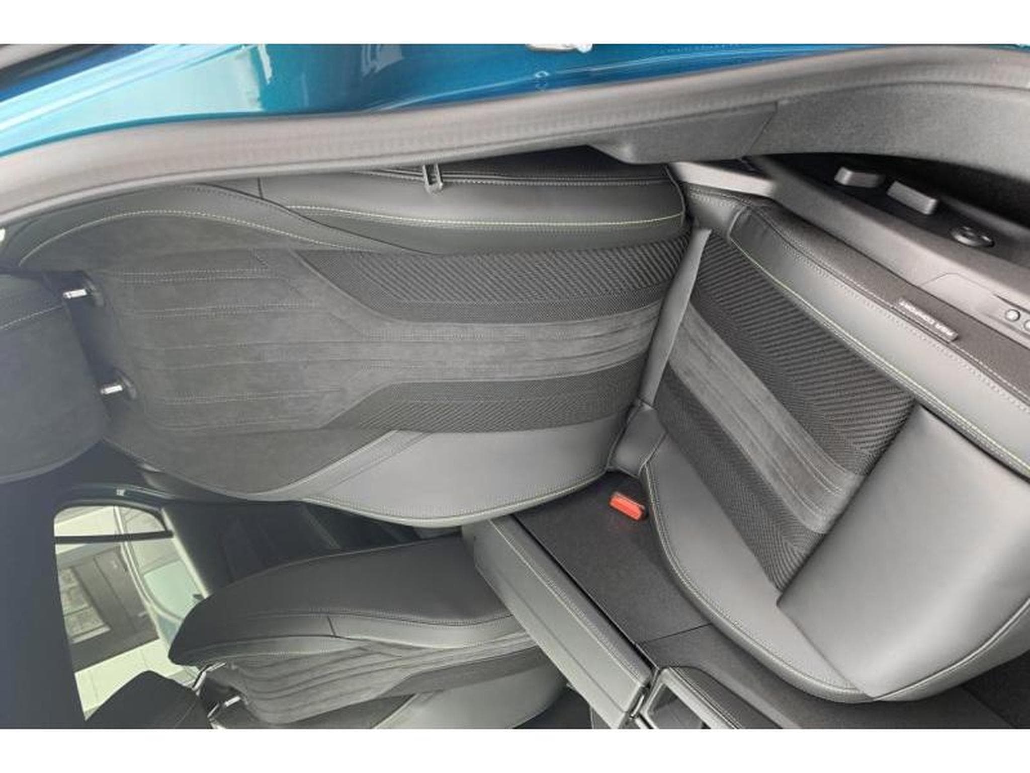 Peugeot 308 III & e- GT (2024) - Foto 9