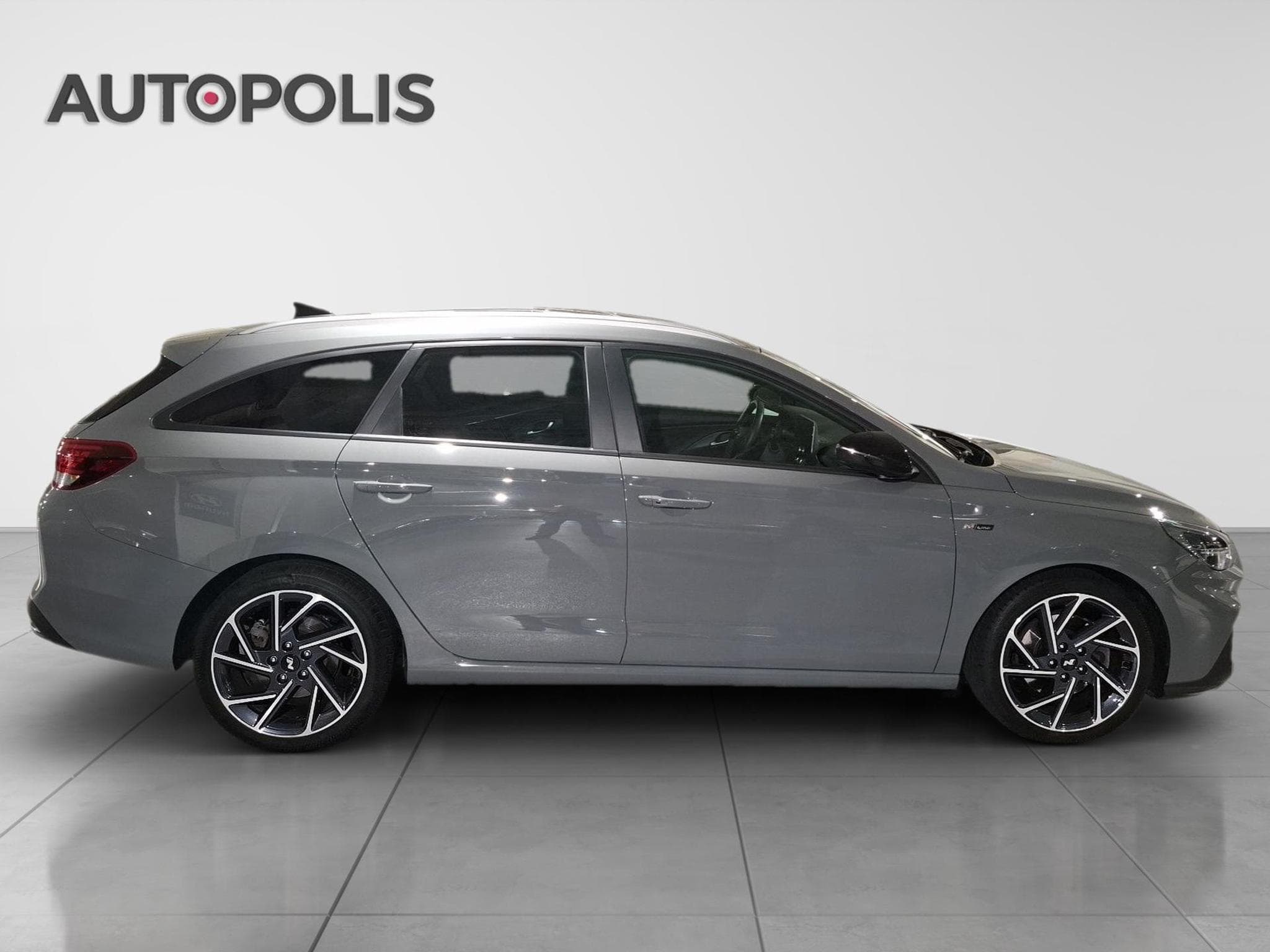 Hyundai i30 1.5 N-LINE (2024) - Photo 16