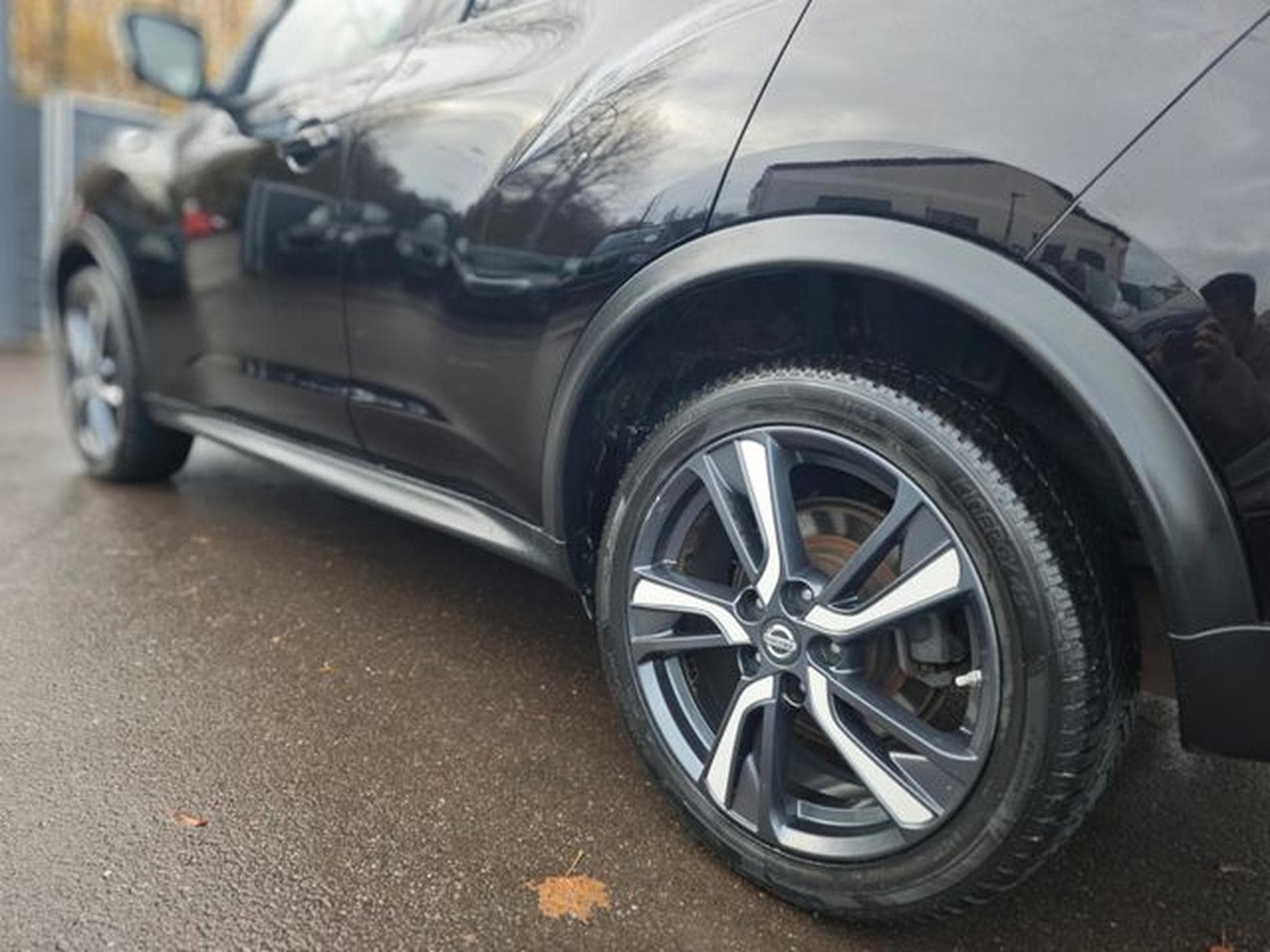 Nissan Juke JUKE SPORT DESIGN*AUT*LEDER*360 GRAD KAMERA*PANO (2015) - Foto 10