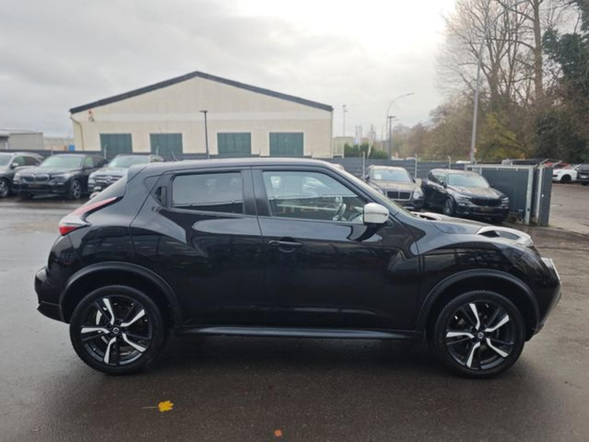 Nissan Juke JUKE SPORT DESIGN*AUT*LEDER*360 GRAD KAMERA*PANO (2015) - Foto 14