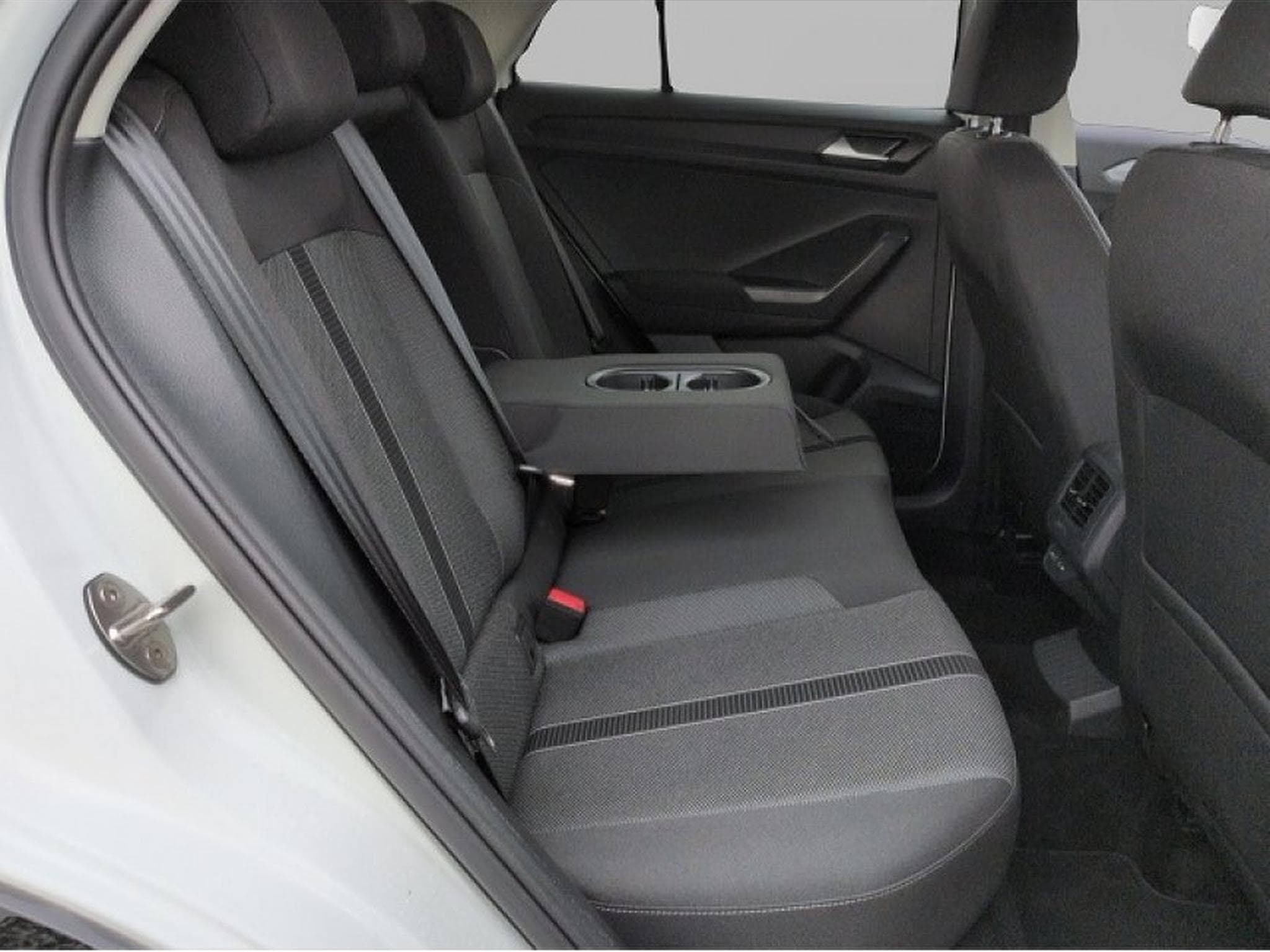 VW T-Roc (2024) - Foto 7