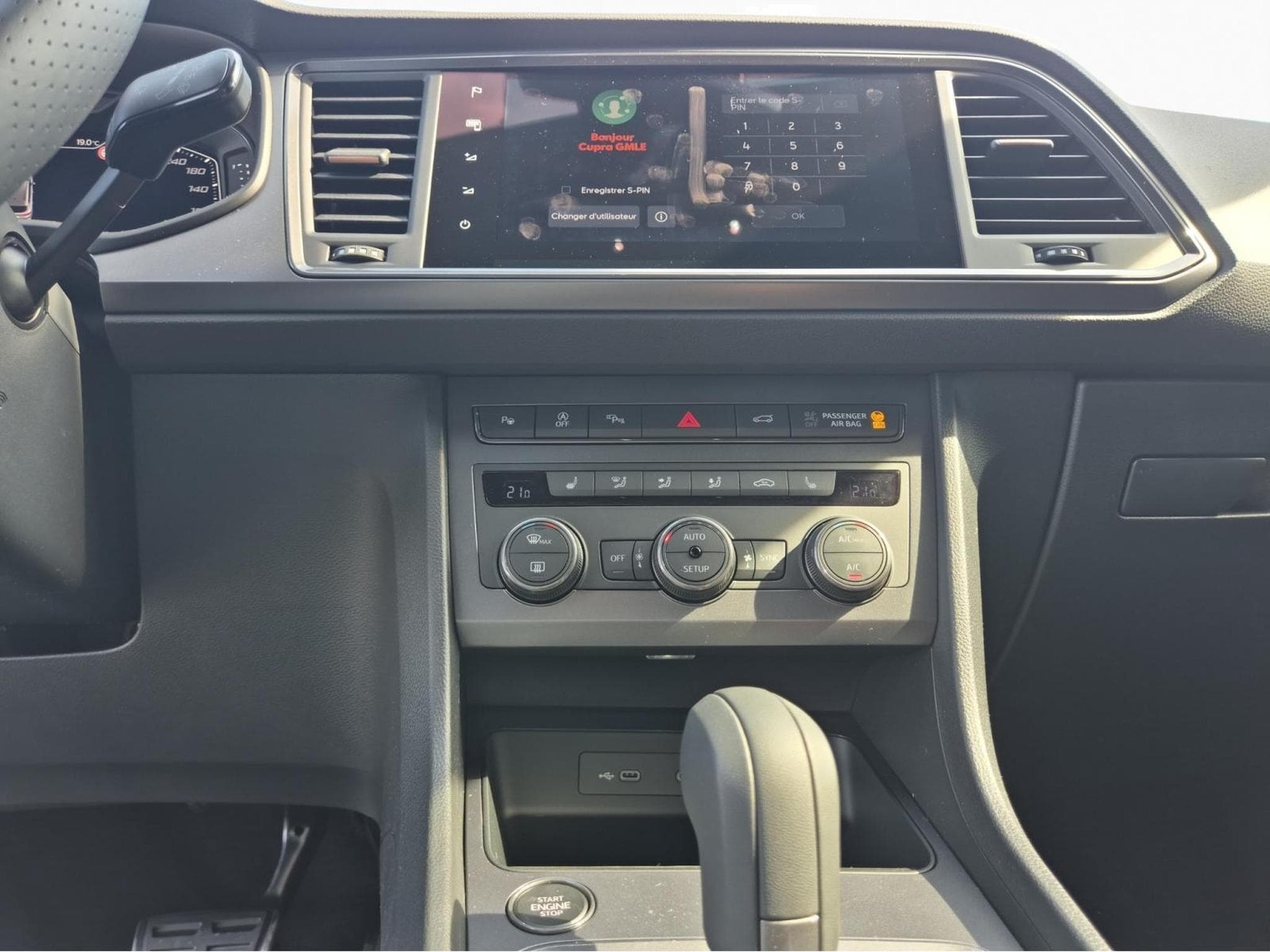 Cupra Ateca 2.0 TSI 4Drive DSG (2025) - Photo 11