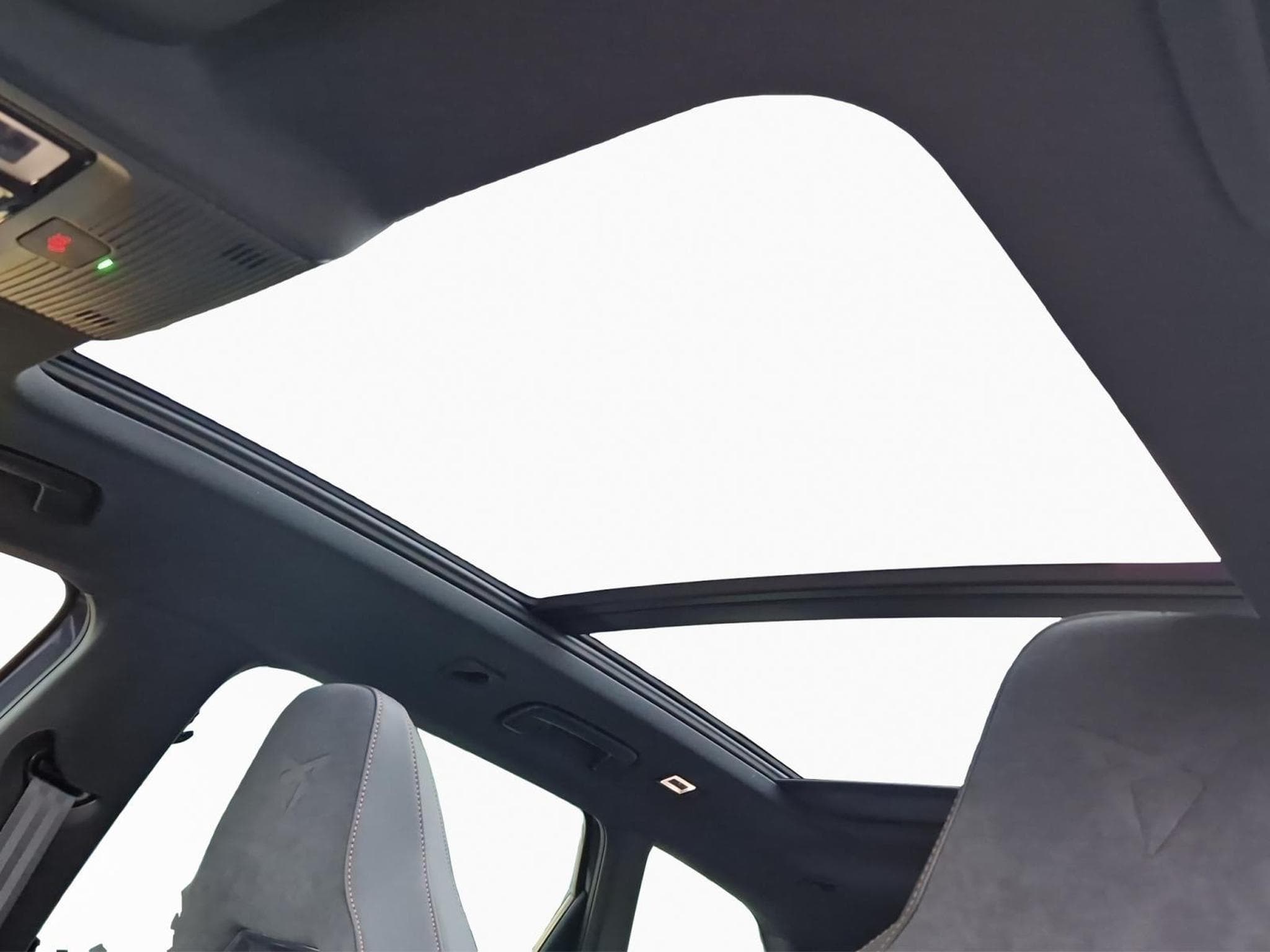 Cupra Leon Sportstourer (2025) - Foto 14