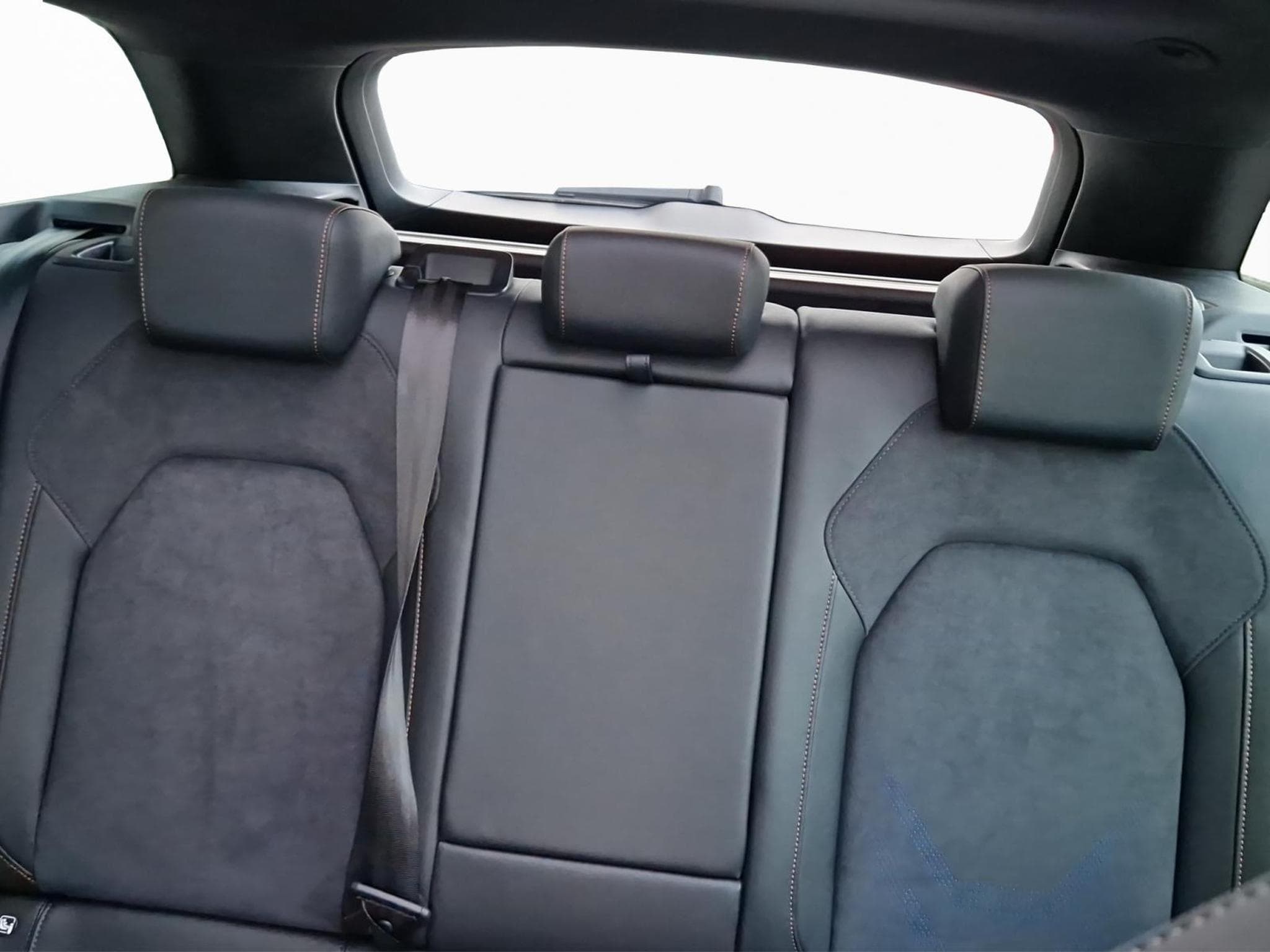 Cupra Leon Sportstourer (2025) - Foto 15