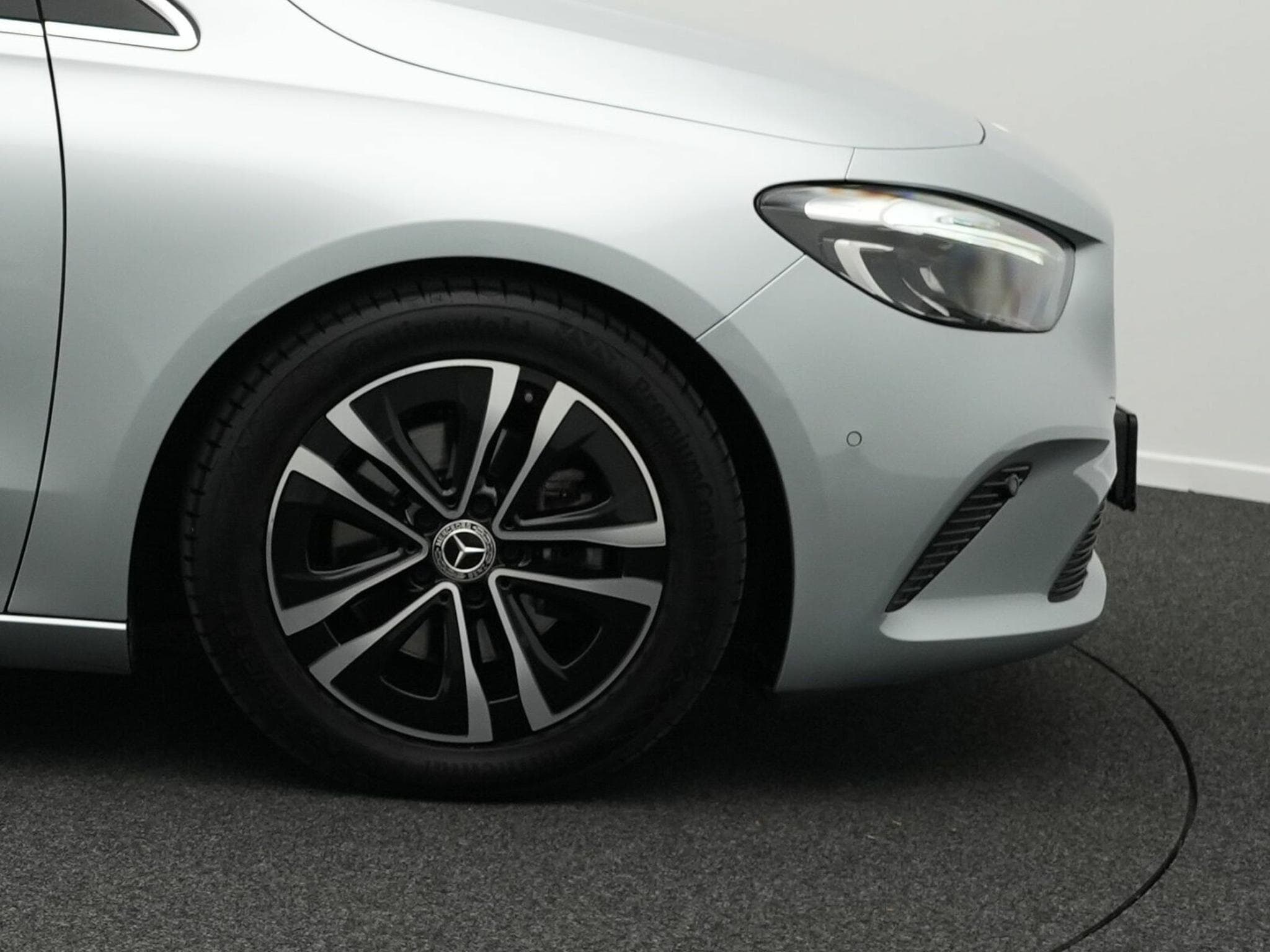 Mercedes B 180 Progressive LED+Kamera+Apple+MBUX (2024) - Photo 8