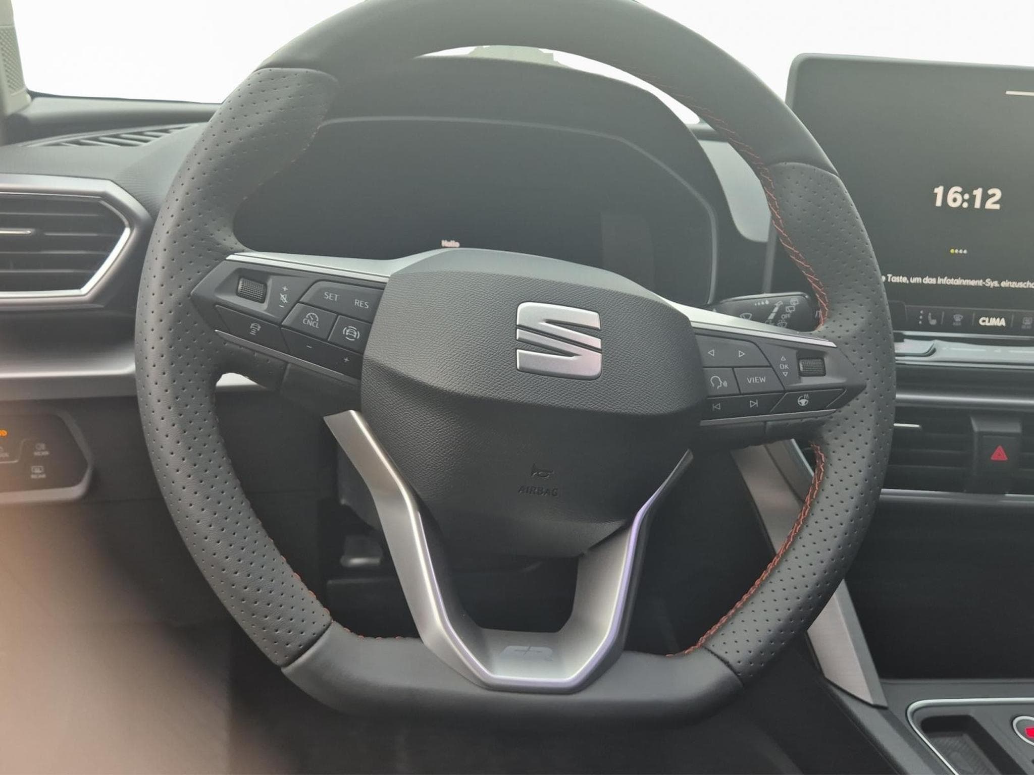 Seat Leon FR (2025) - Photo 10