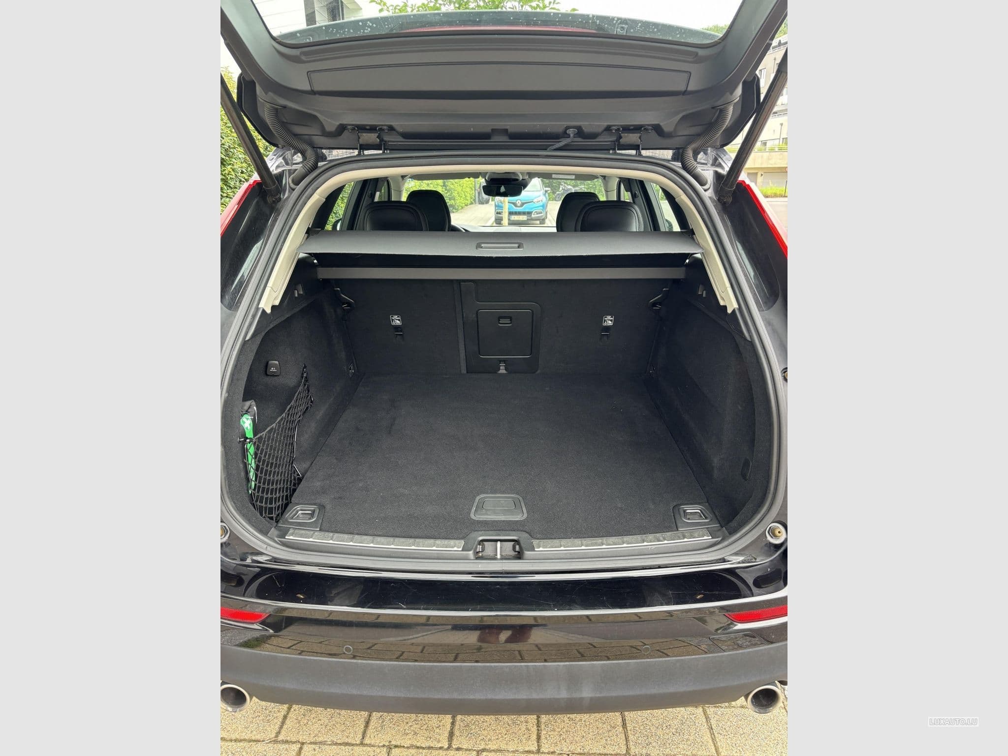 Volvo XC60 MOMENTUM D4 GEARTRONIC 190 CH (2019) - Photo 12