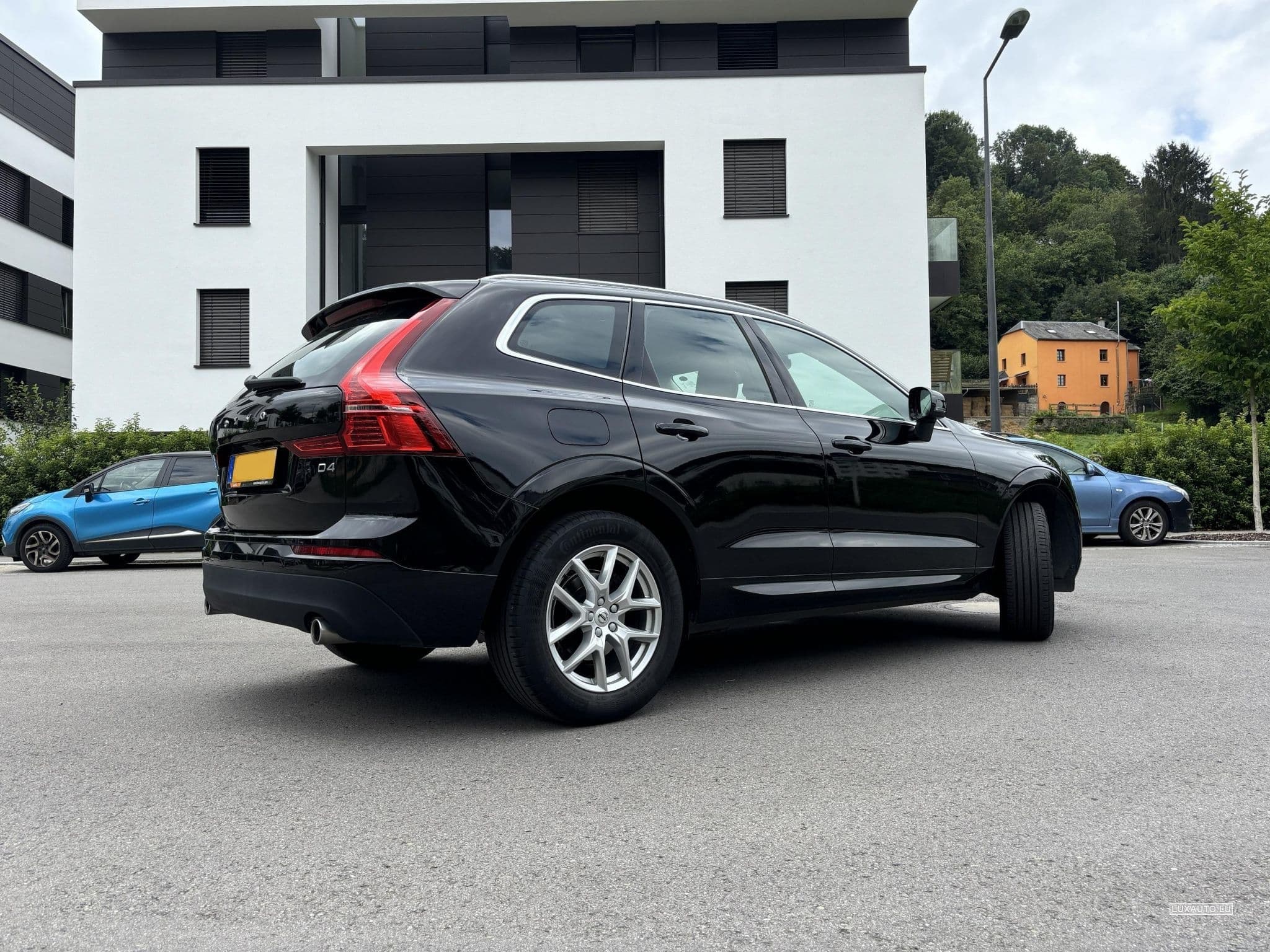 Volvo XC60 MOMENTUM D4 GEARTRONIC 190 CH (2019) - Photo 5