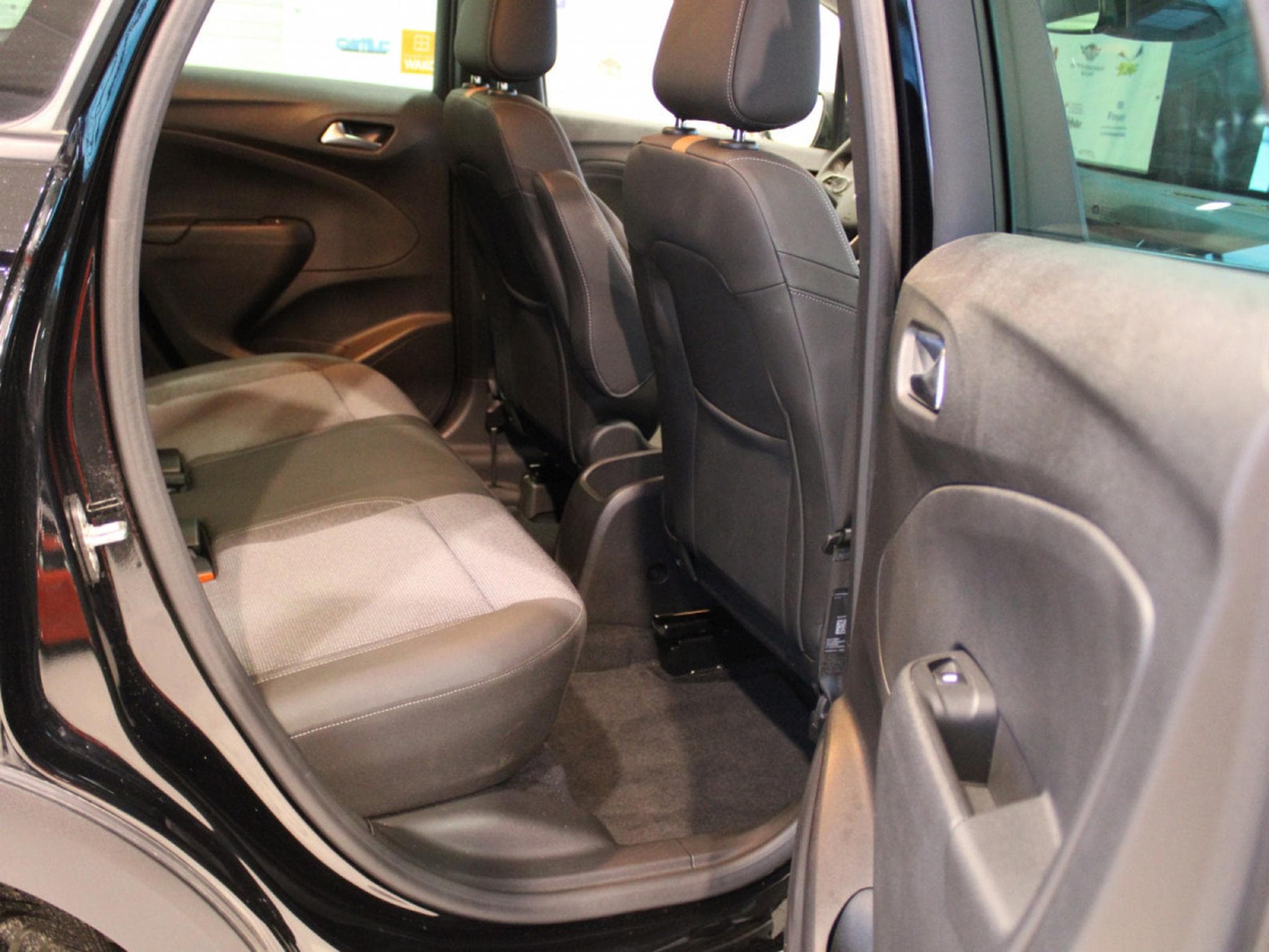 Opel Crossland 1.5 TURBO ELEGANCE 110, NAVI, CAMERA, CUIR (2021) - Photo 6