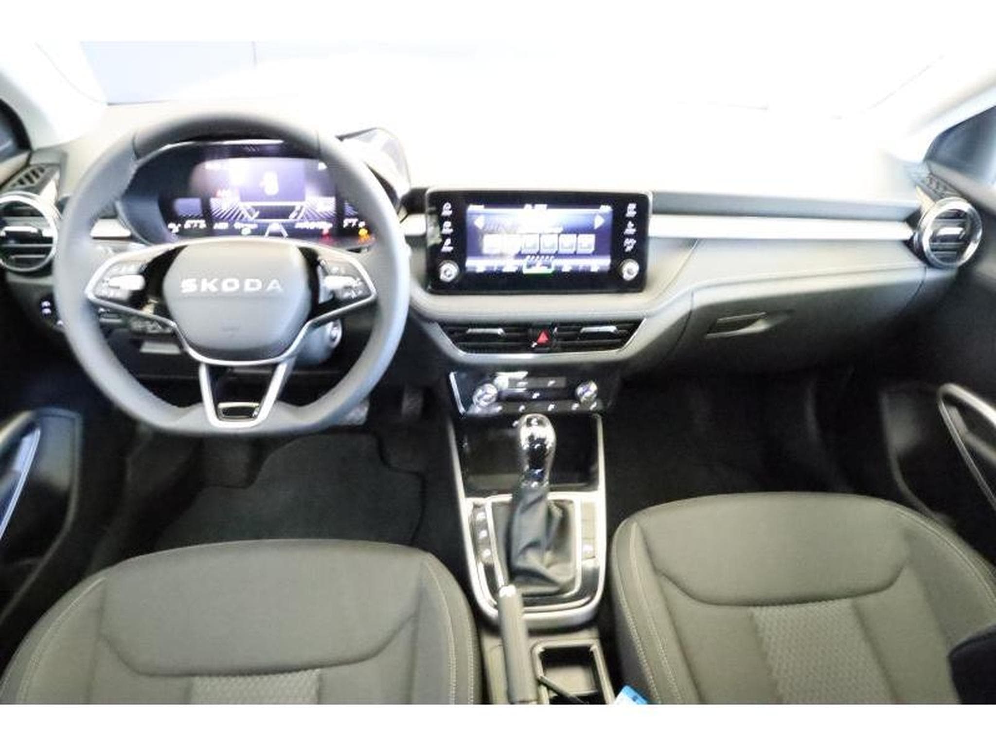 Skoda Fabia Selection (2025) - Foto 2