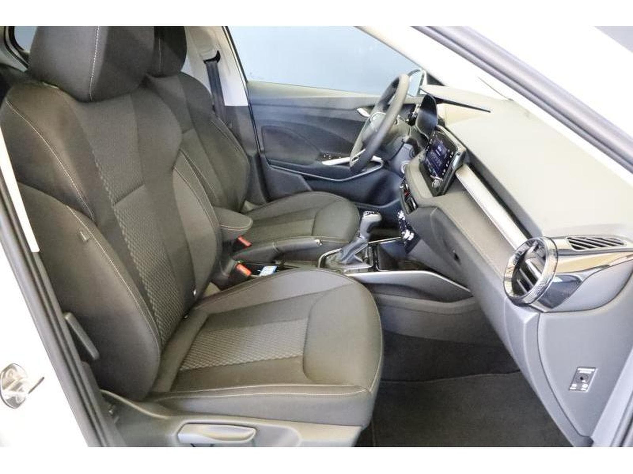 Skoda Fabia Selection (2025) - Foto 7