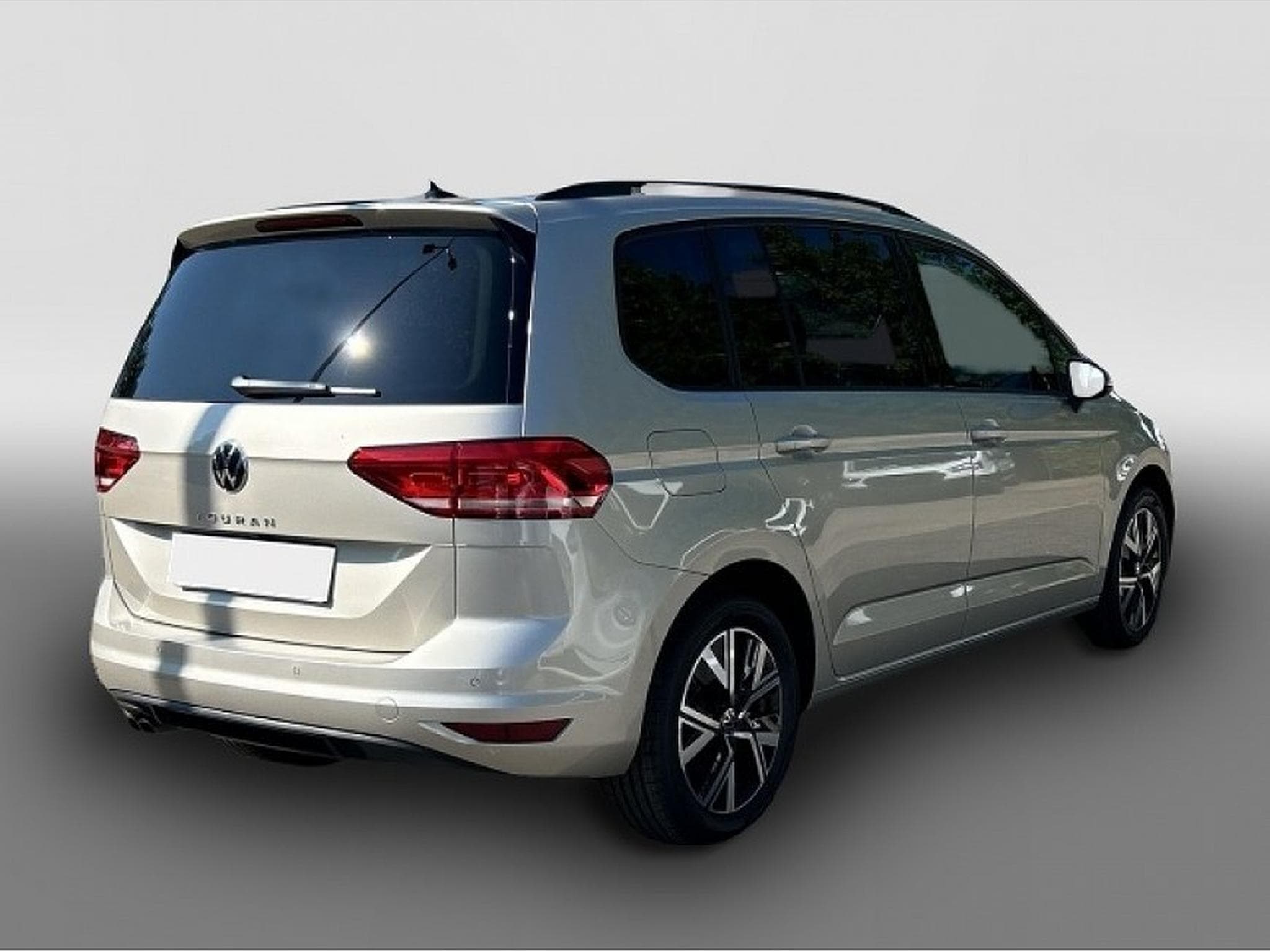 VW Touran (2024) - Photo 4