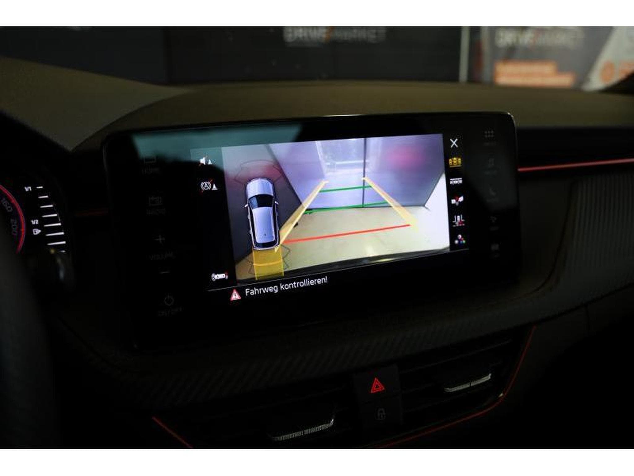 Skoda Kamiq Monte Carlo (2024) - Foto 14