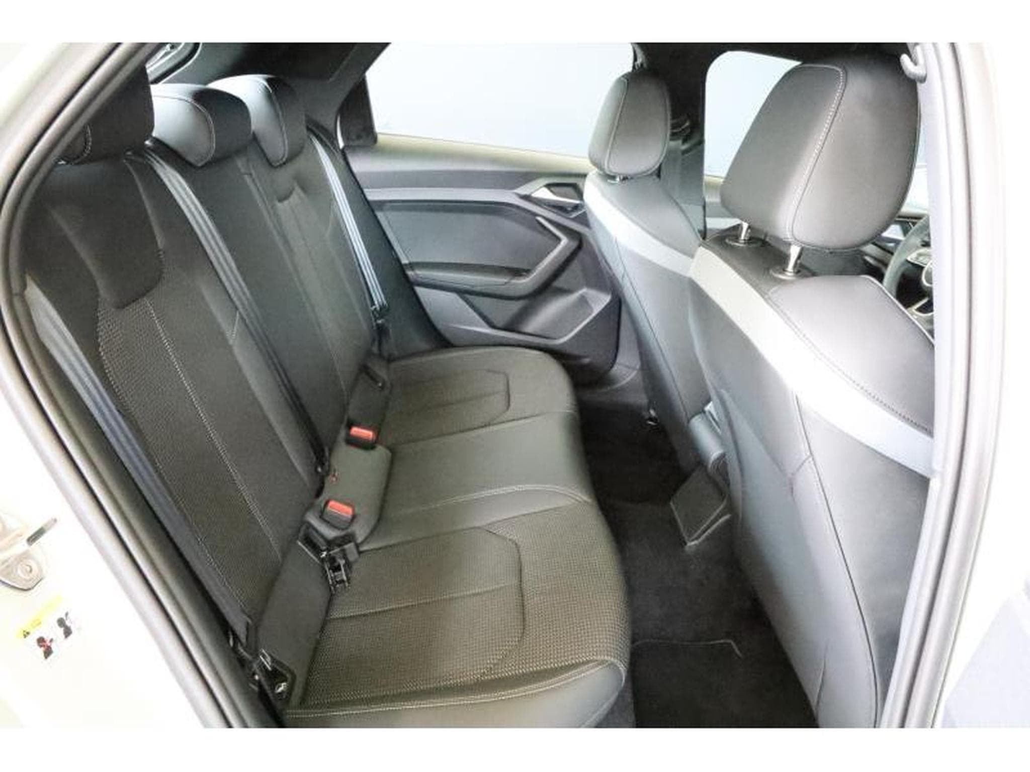 Audi A1 Sportback (2024) - Photo 8