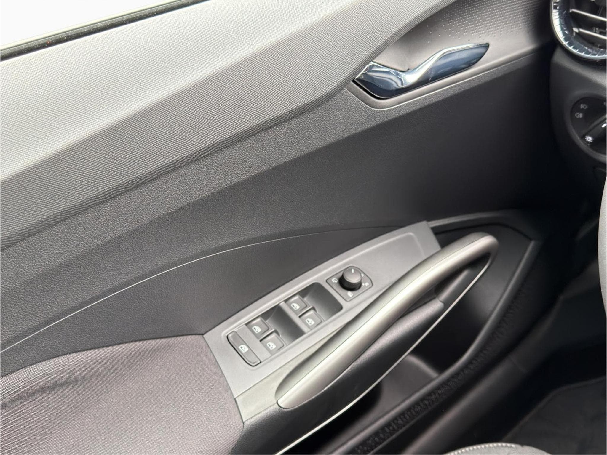 Skoda Fabia Selection (2025) - Photo 14