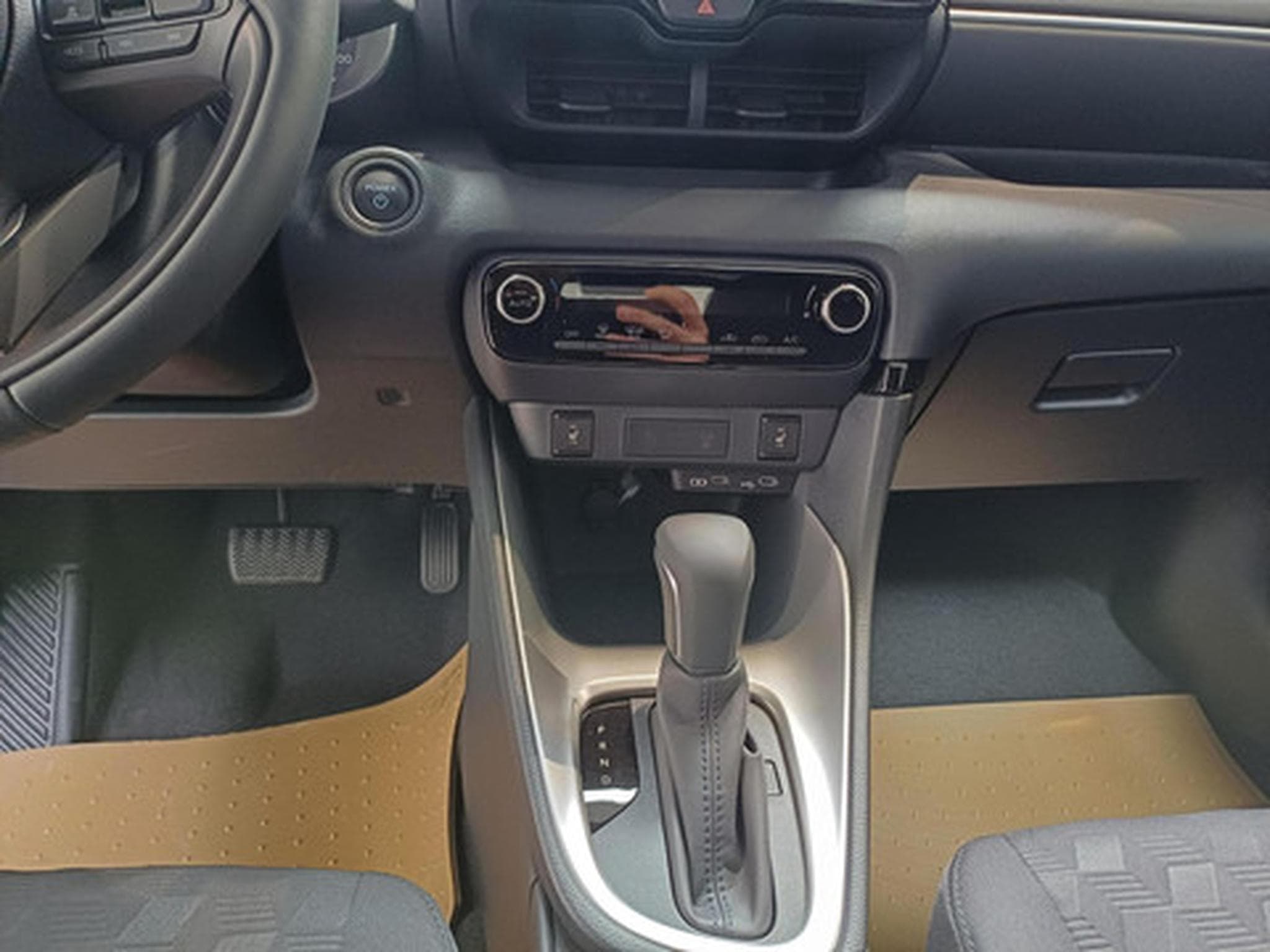 Mazda 2 Hybrid 1.5 Exclusive-line (2026) - Photo 6