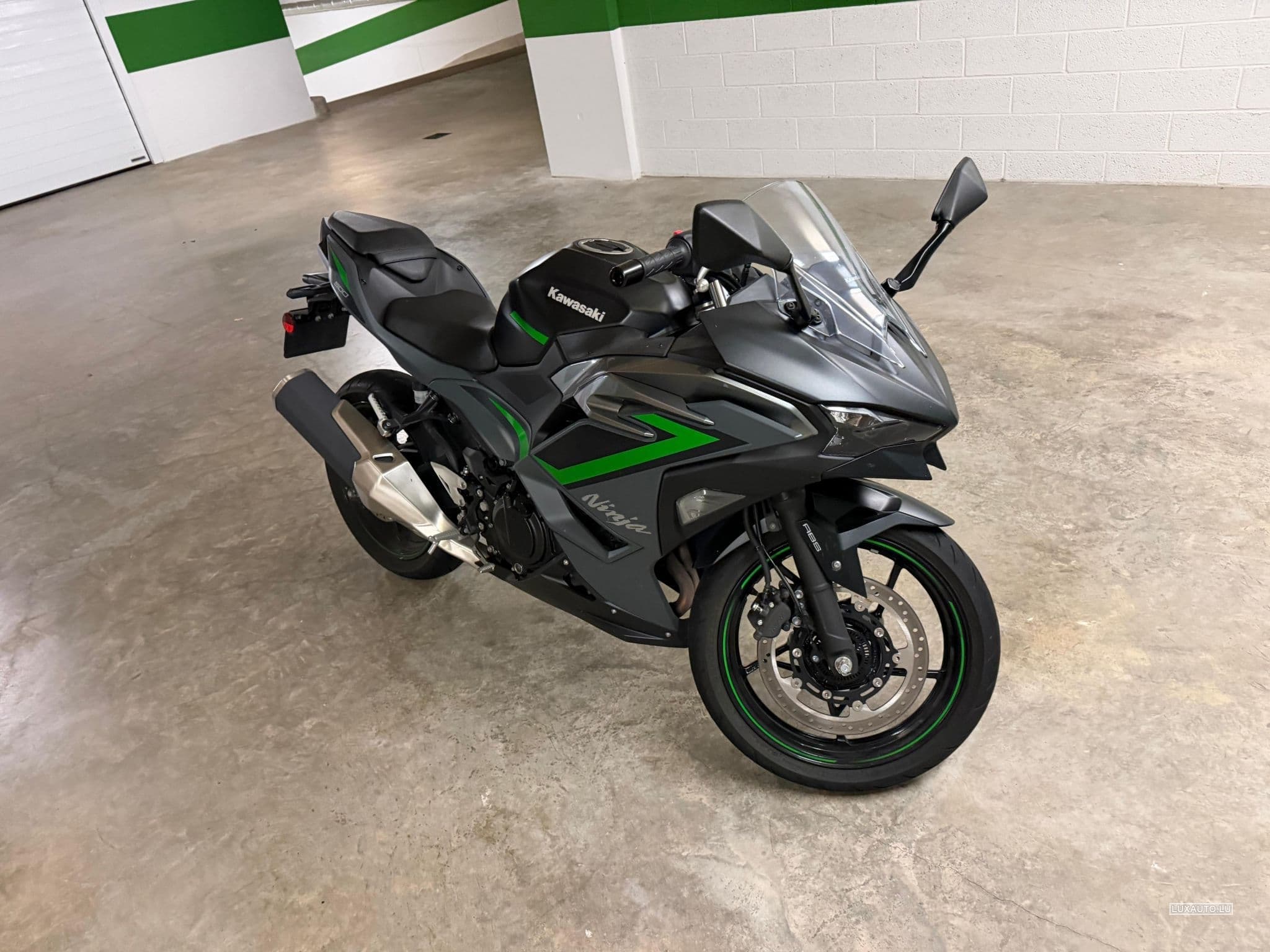 Kawasaki Ninja (2024) - Photo 3