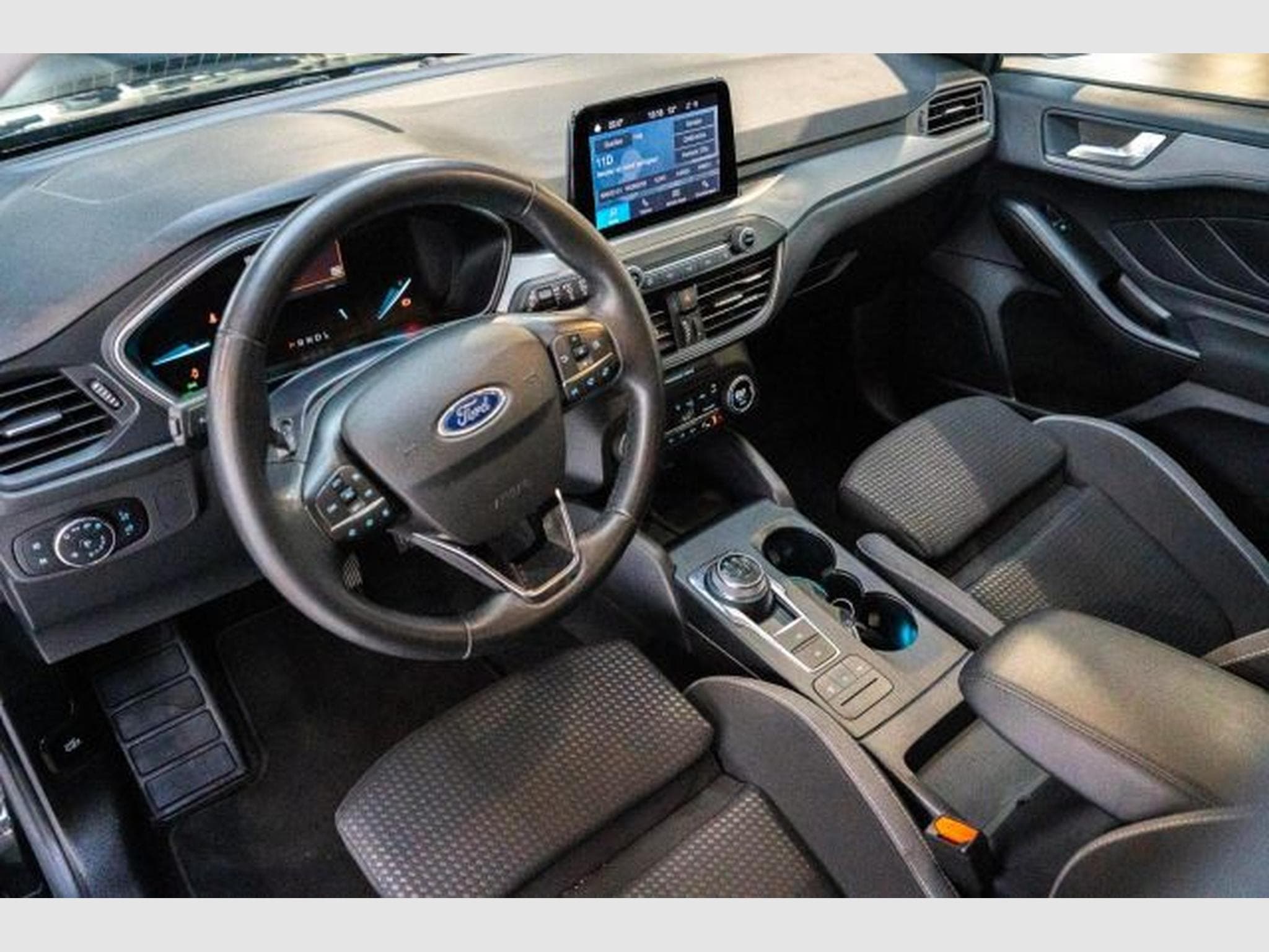 Ford Focus Focus Turnier 1.5 D 8G-Autom. AHK PDC LED 1.HAND (2022) - Photo 11