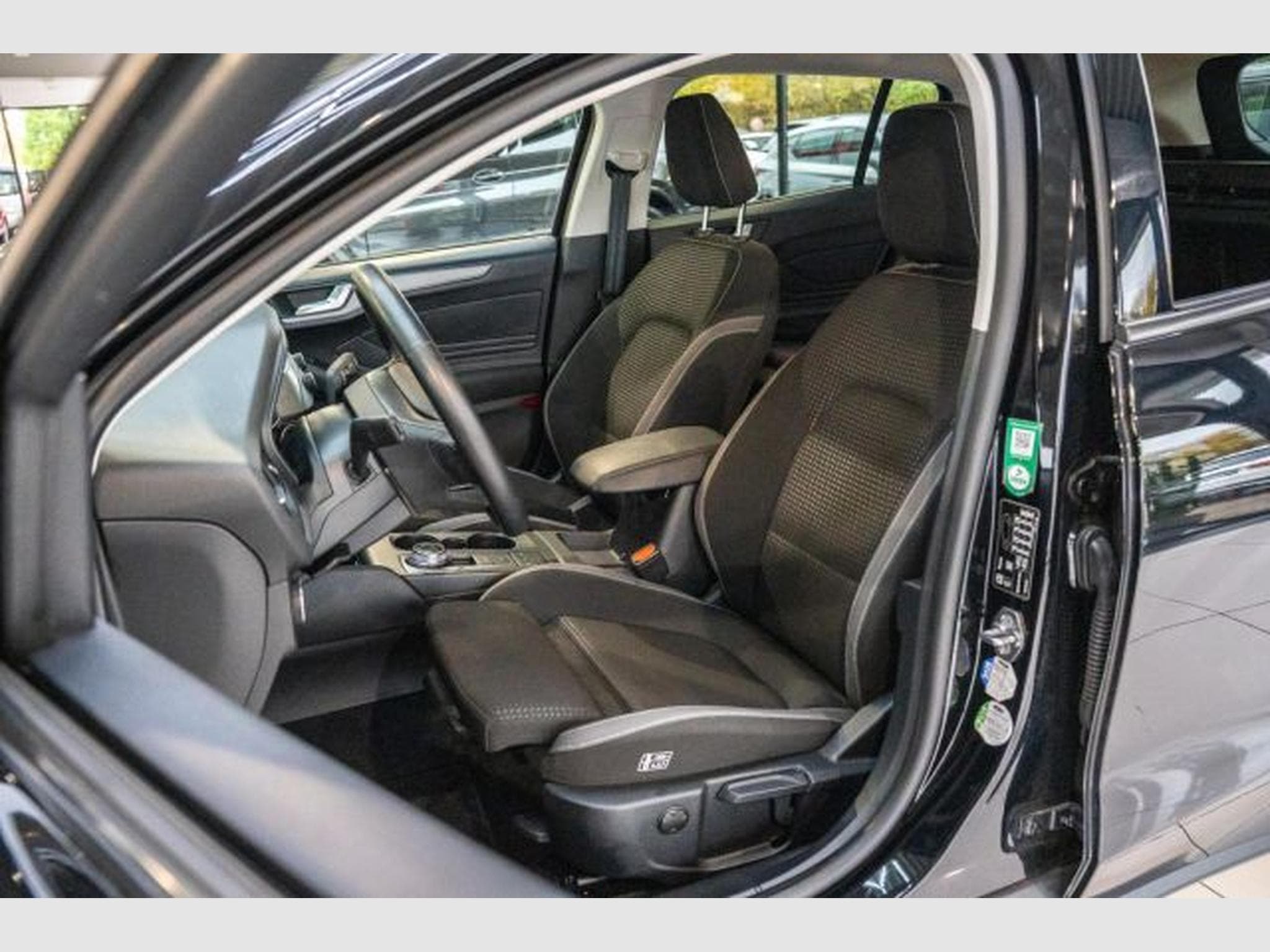 Ford Focus Focus Turnier 1.5 D 8G-Autom. AHK PDC LED 1.HAND (2022) - Photo 12