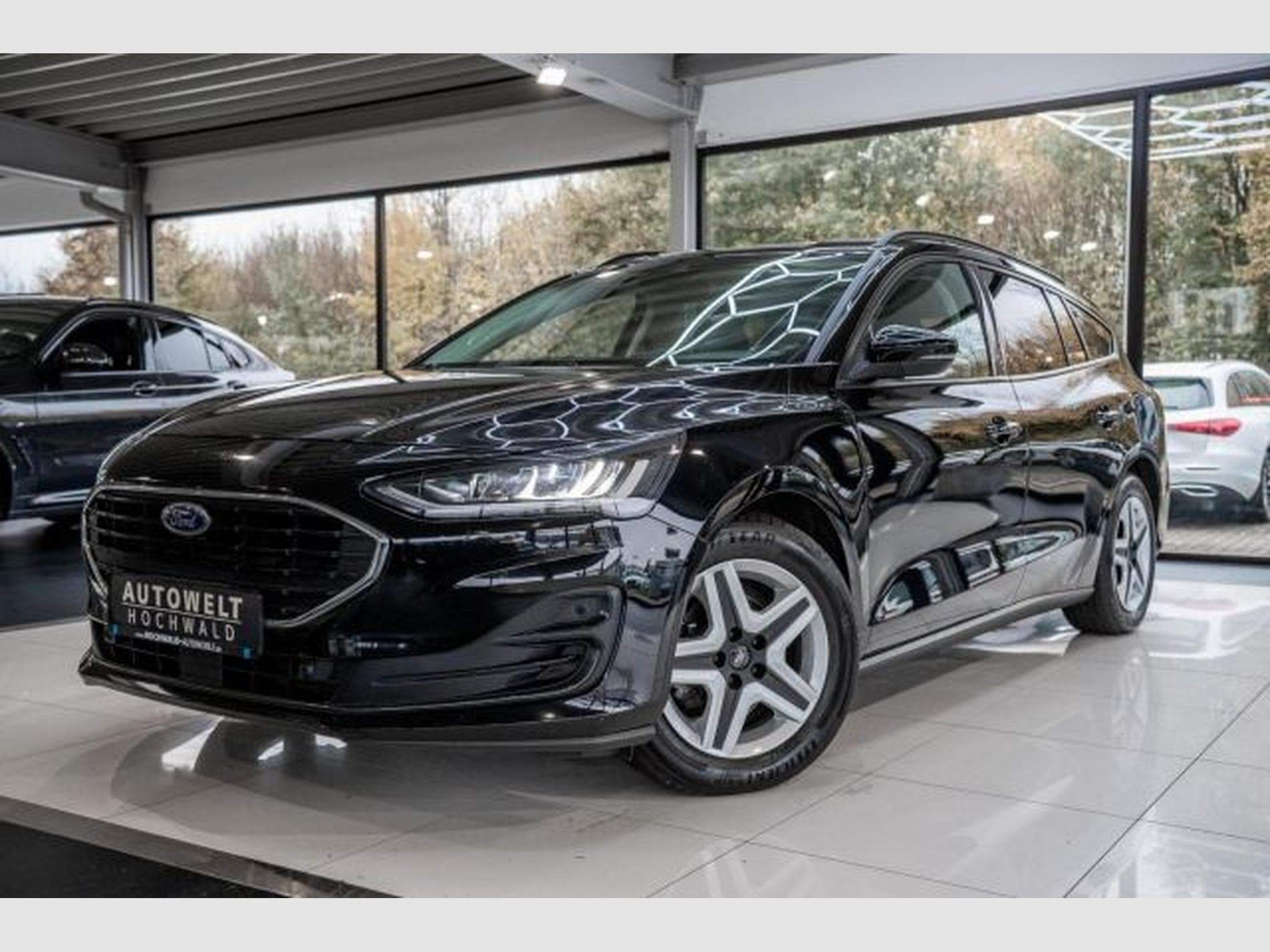 Ford Focus Focus Turnier 1.5 D 8G-Autom. AHK PDC LED 1.HAND (2022) - Photo 2