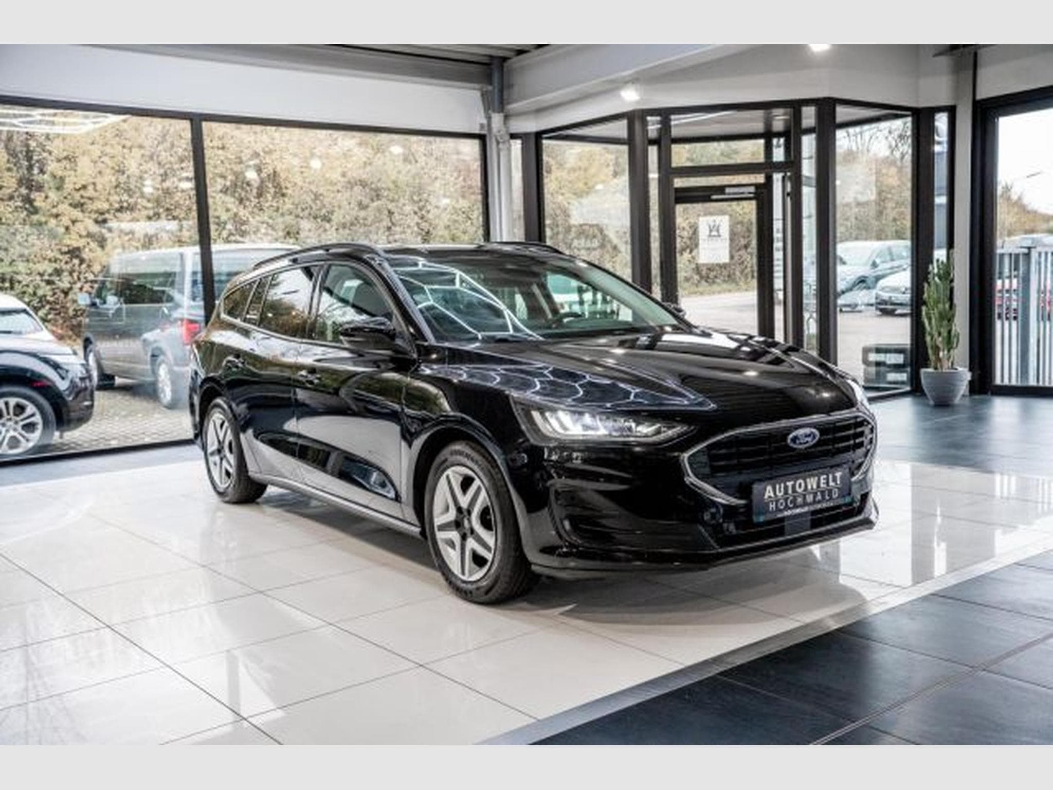 Ford Focus Focus Turnier 1.5 D 8G-Autom. AHK PDC LED 1.HAND (2022) - Photo 4