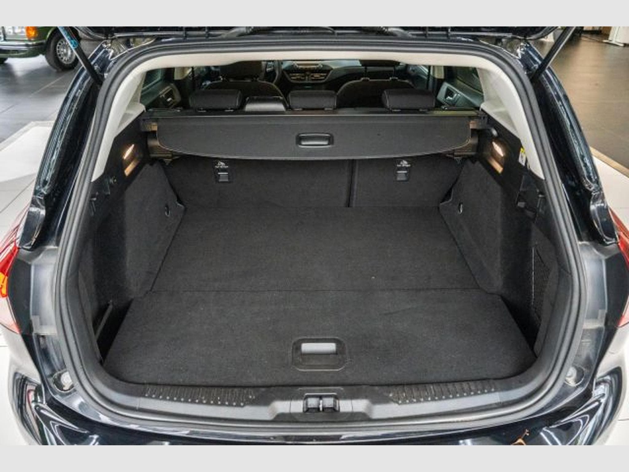 Ford Focus Focus Turnier 1.5 D 8G-Autom. AHK PDC LED 1.HAND (2022) - Photo 8