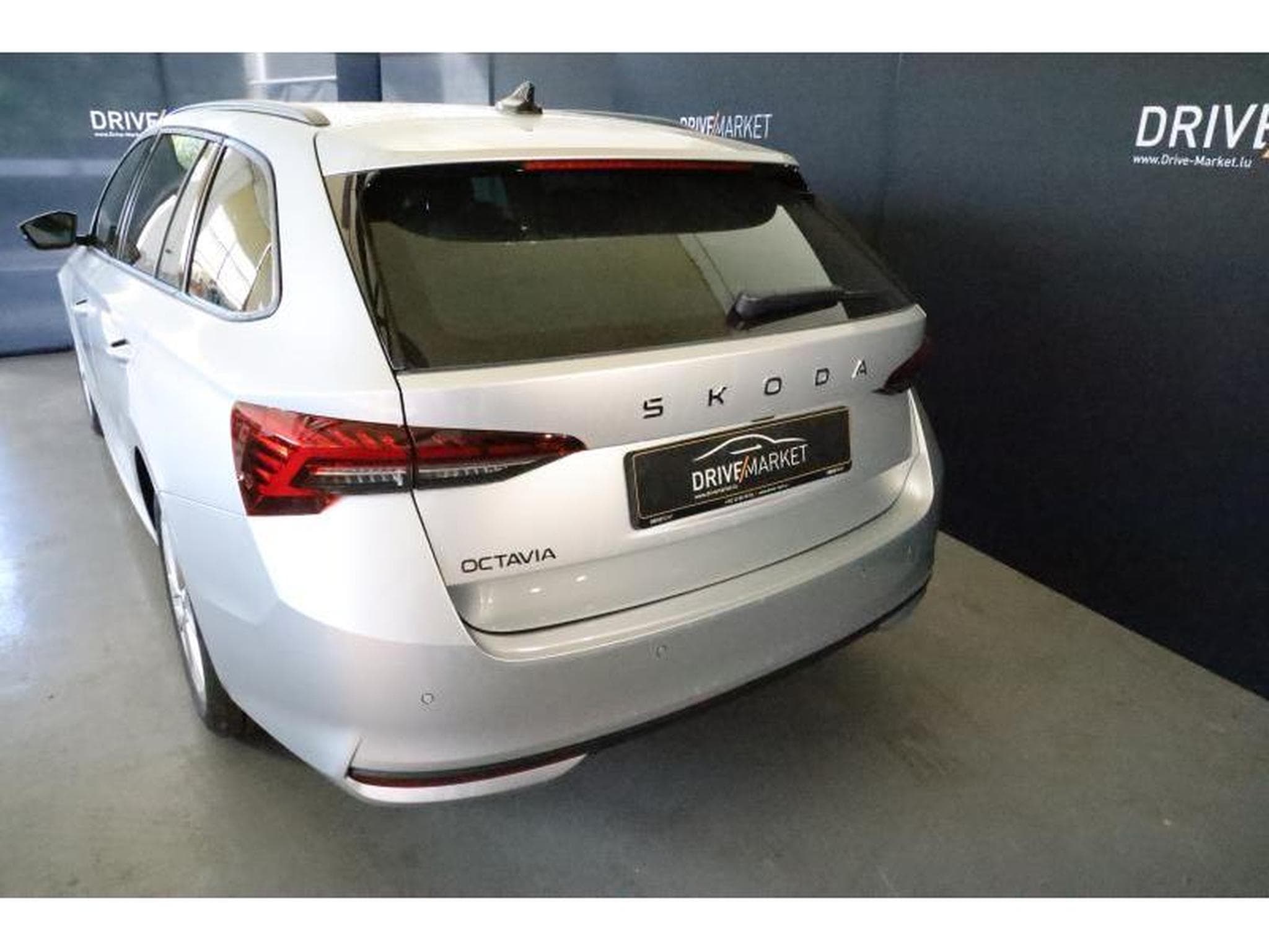 Skoda Octavia Selection (2025) - Photo 15