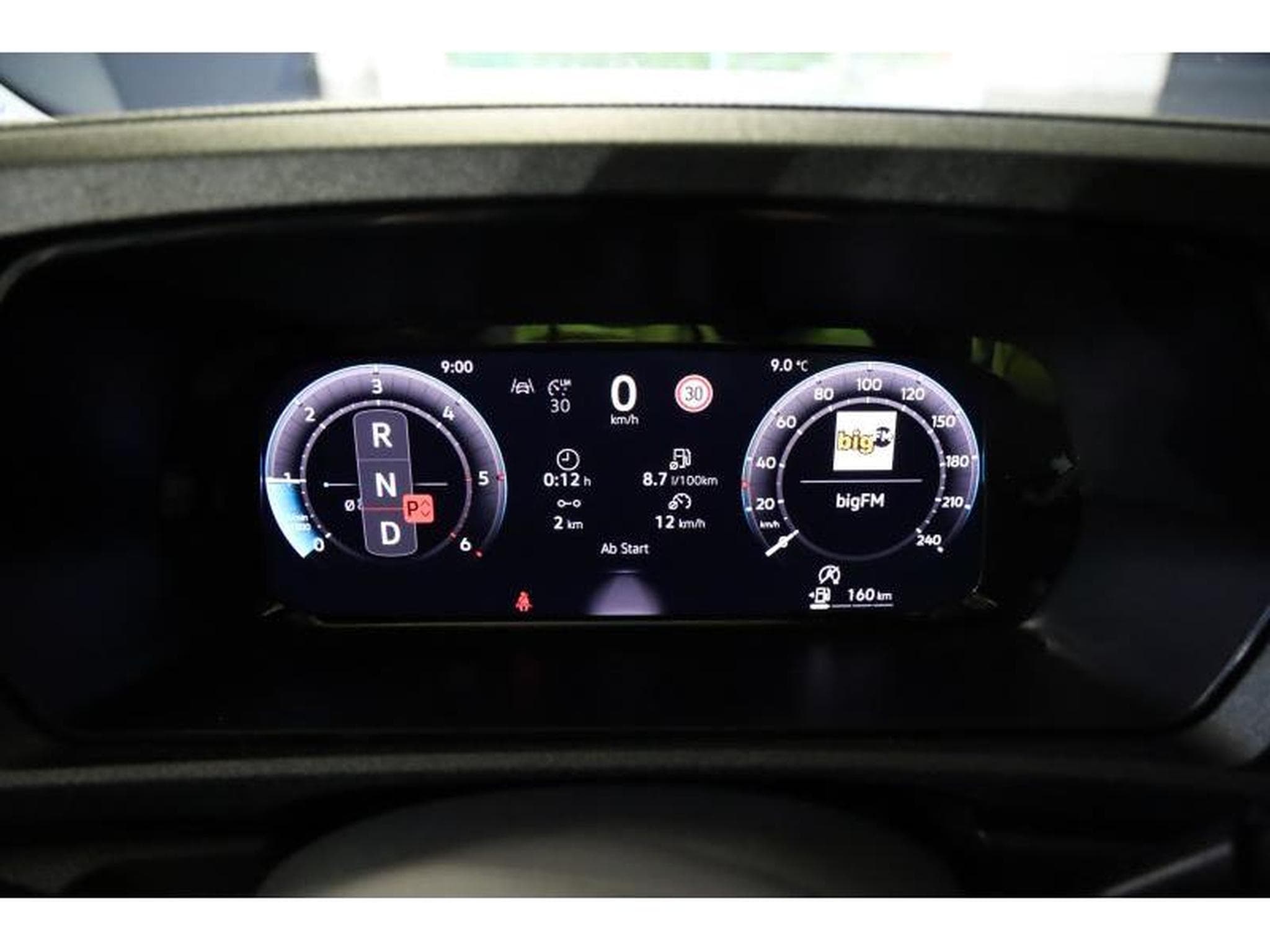 VW Caddy Life (2025) - Photo 4