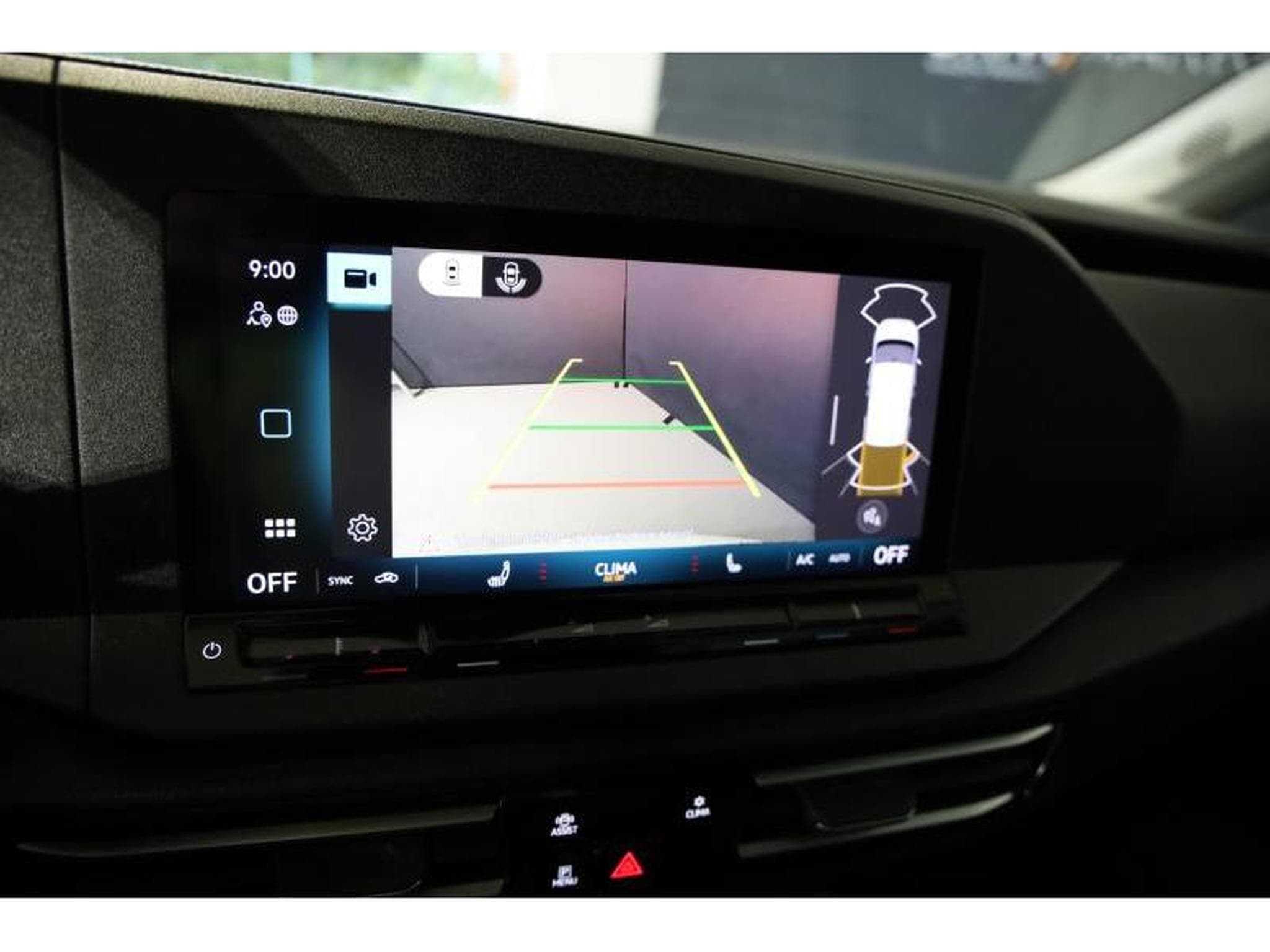 VW Caddy Life (2025) - Photo 5