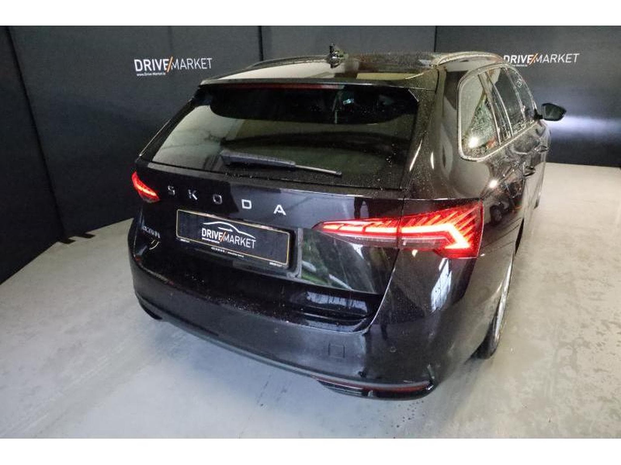 Skoda Octavia Selection (2025) - Foto 15