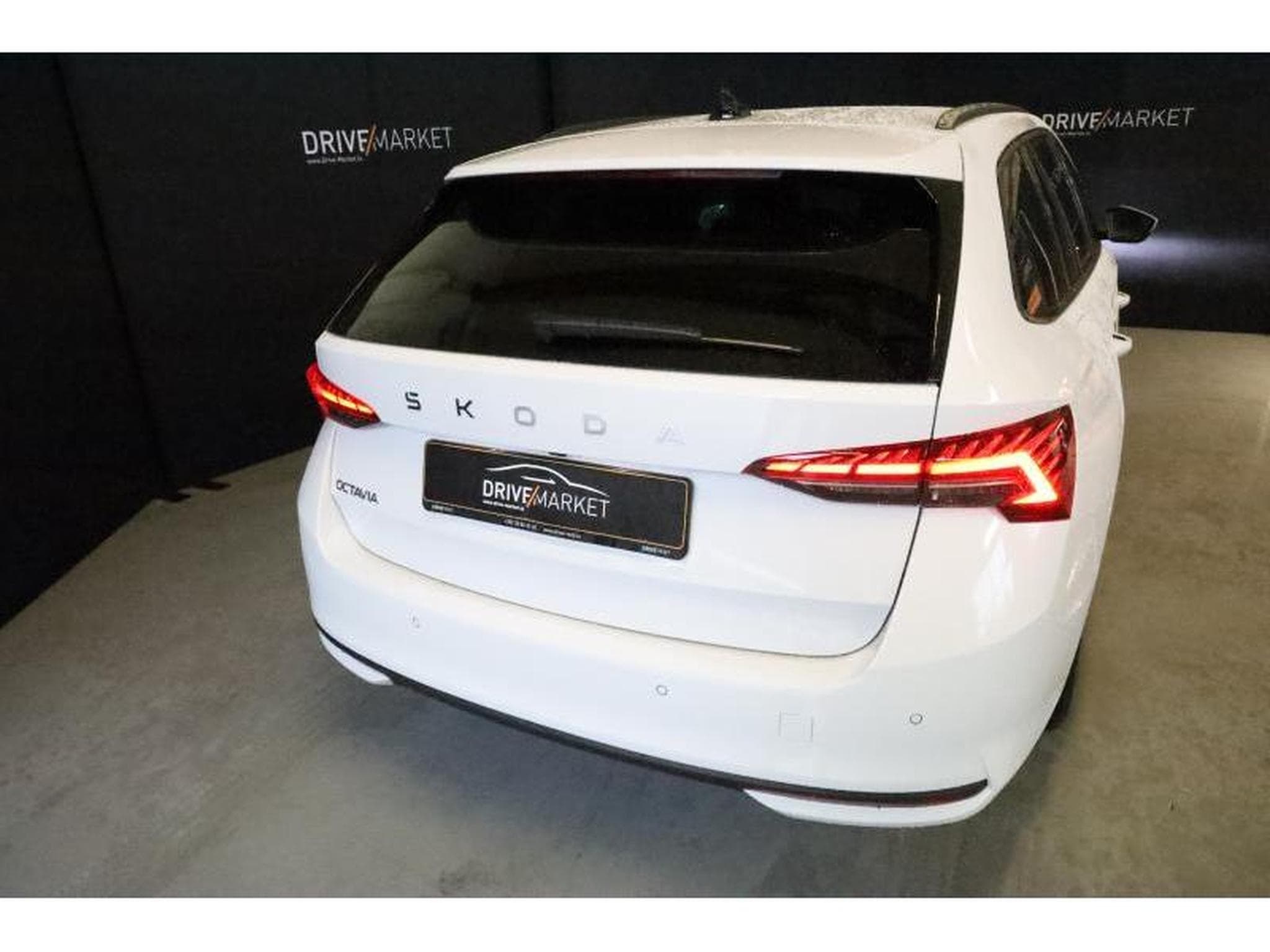Skoda Octavia Selection (2025) - Foto 14