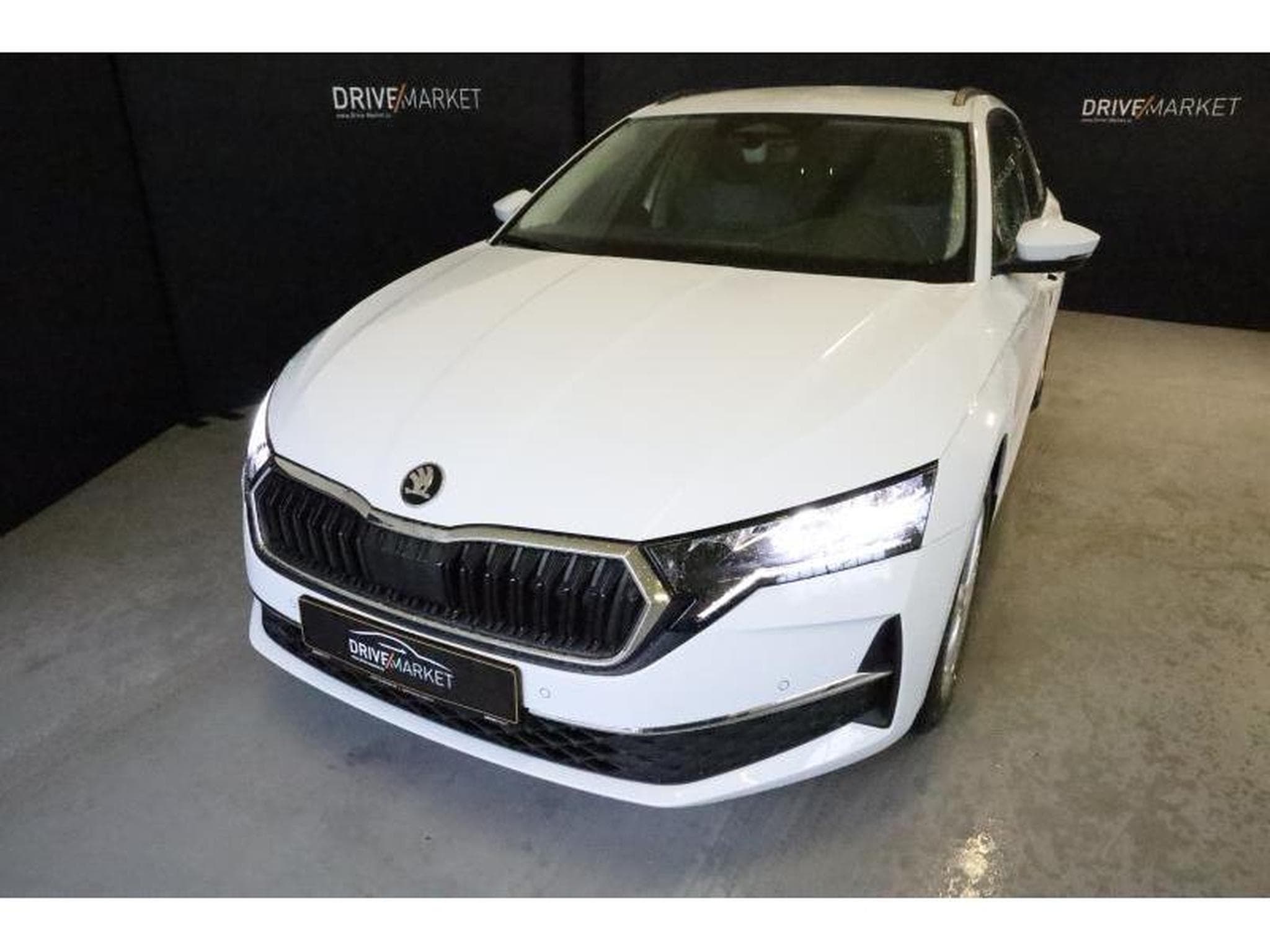 Skoda Octavia Selection (2025) - Foto 15