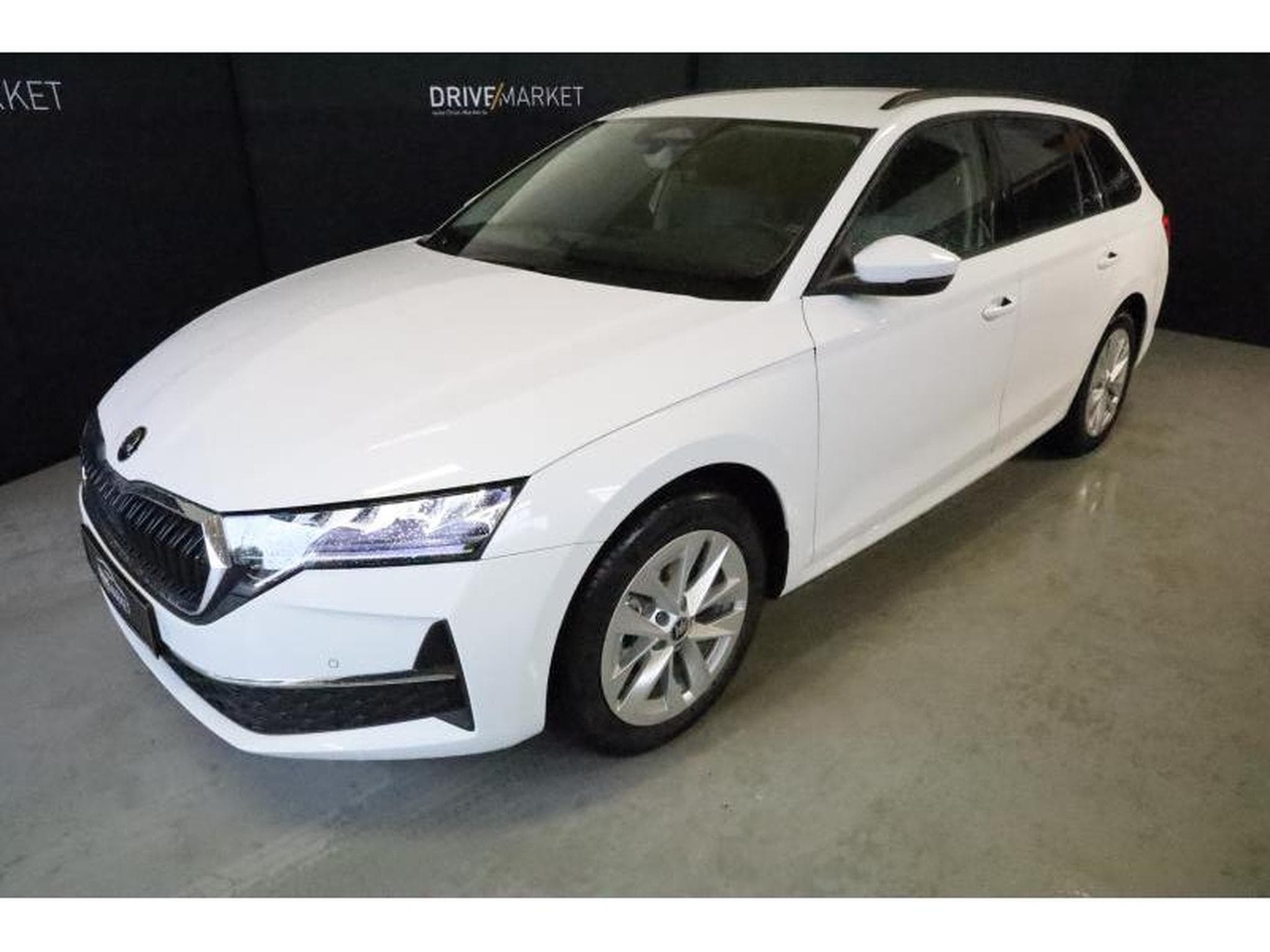 Skoda Octavia Selection (2025) - Foto 16