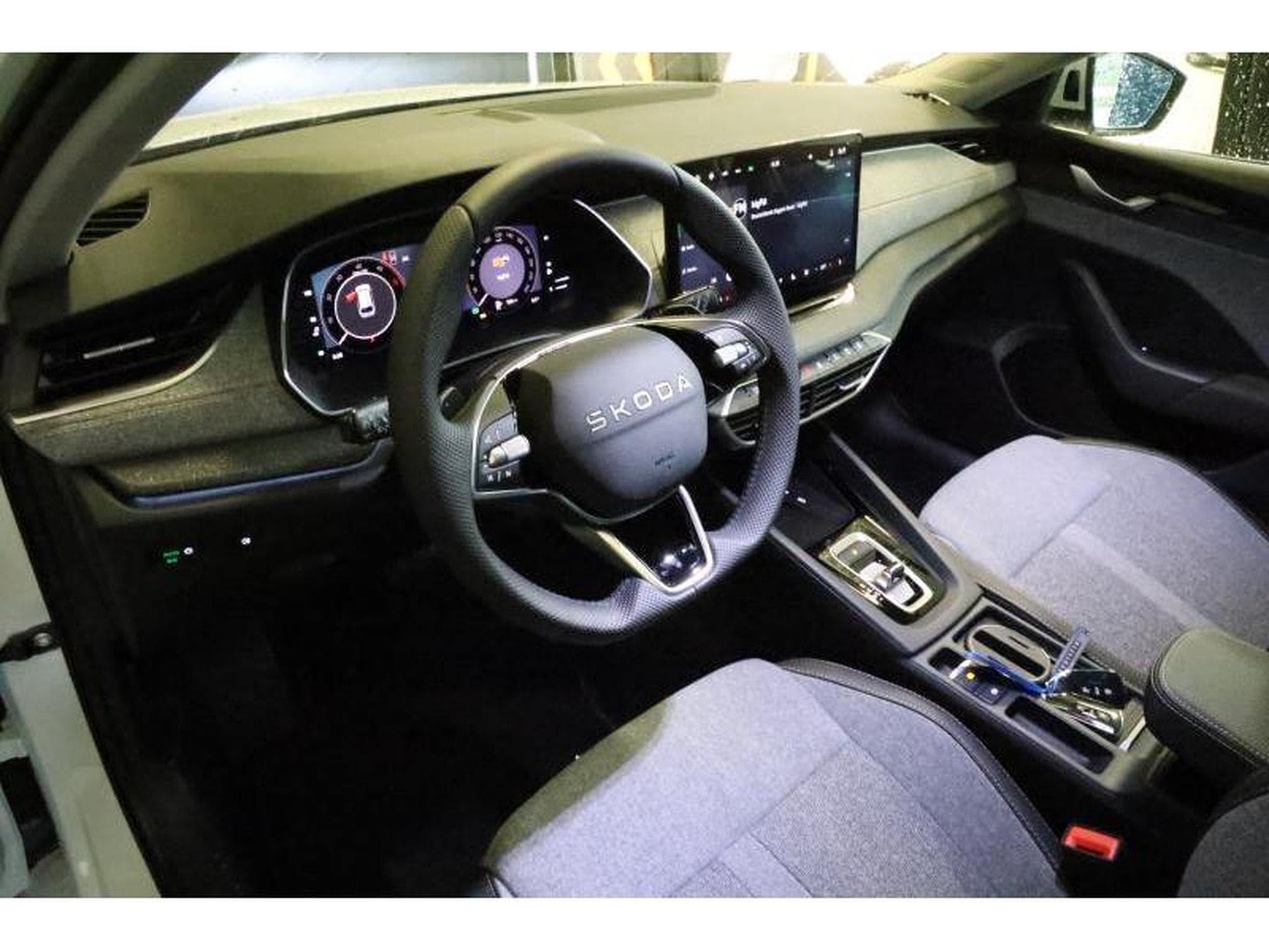 Skoda Octavia Selection (2025) - Foto 21