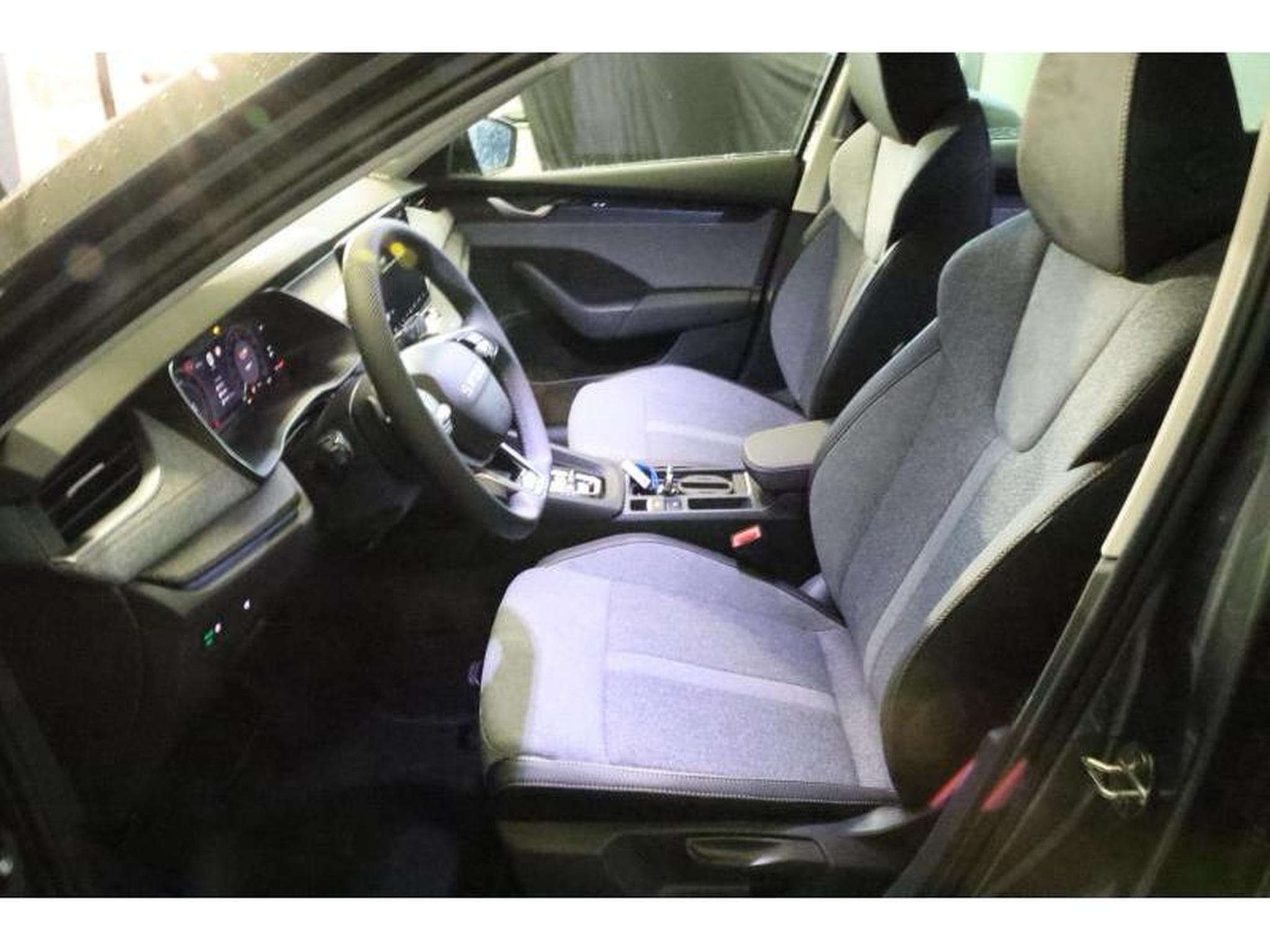 Skoda Octavia Selection (2025) - Foto 12