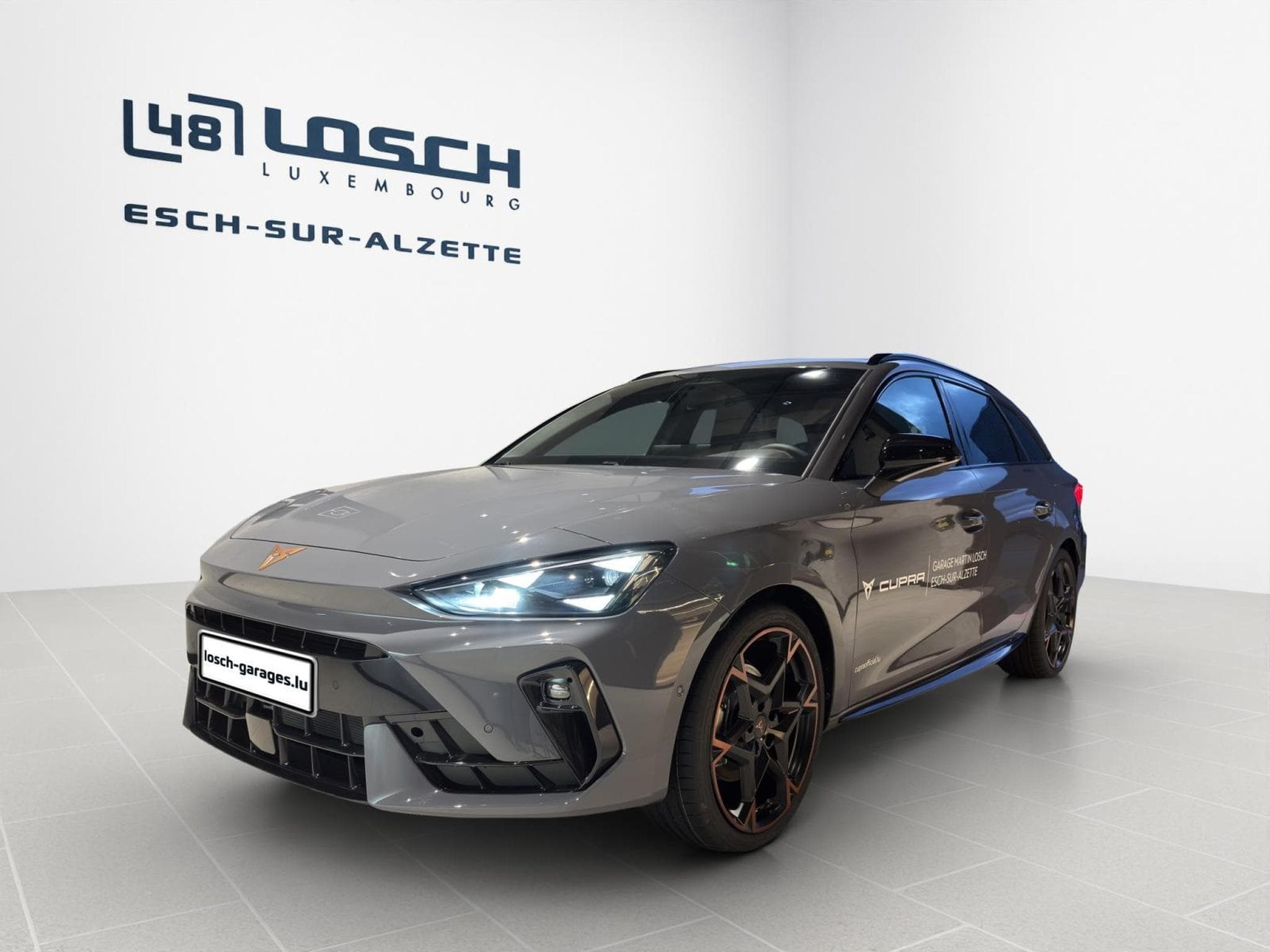 Cupra Leon Sportstourer (2025) - Photo 1