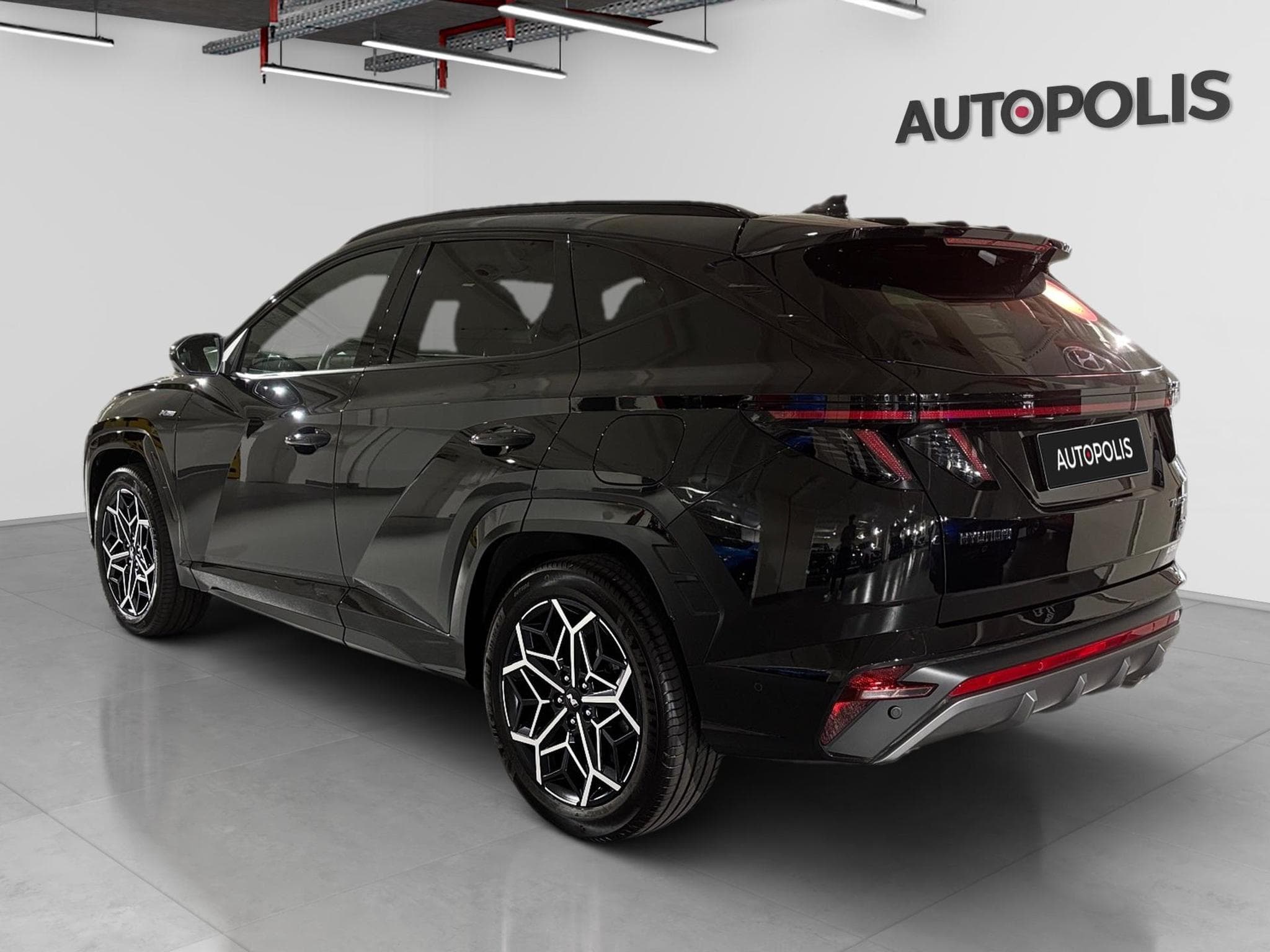 Hyundai Tucson 1.6 N LINE PLUG IN HYBRID (2025) - Photo 14