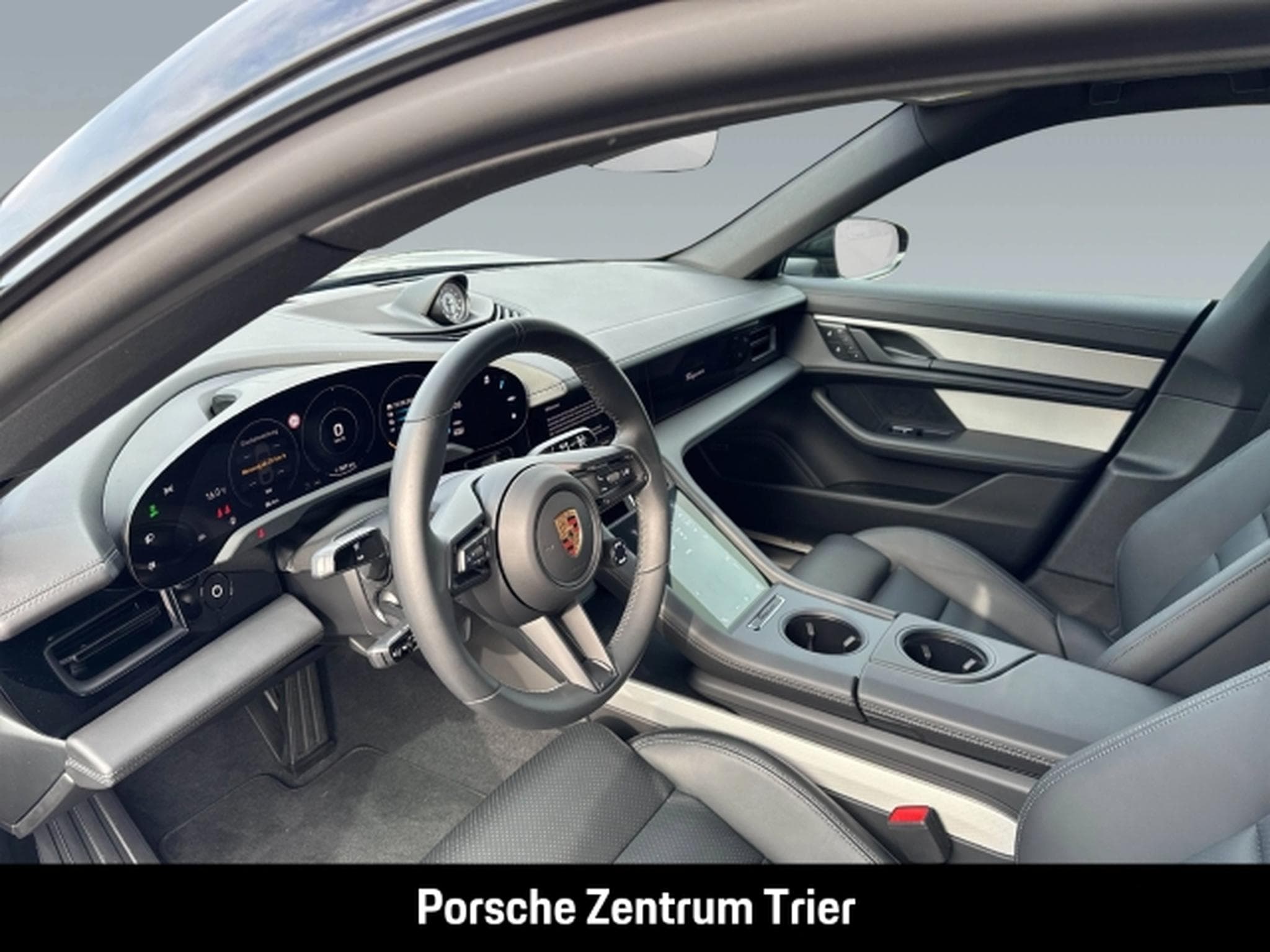 Porsche Taycan PSCB HA-Lenkung InnoDrive 21-Zoll (2024) - Photo 4