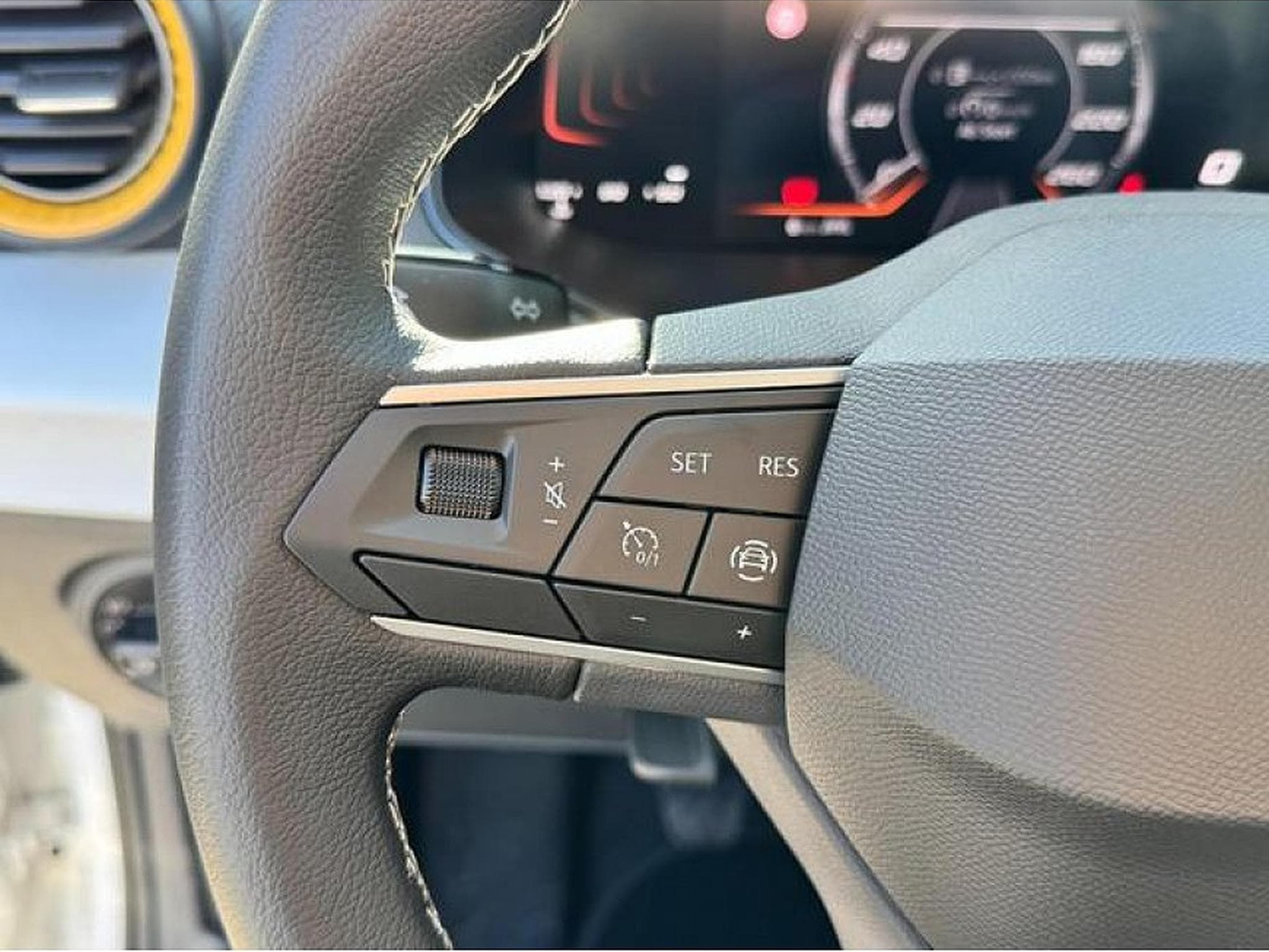 Seat Arona (2025) - Photo 12