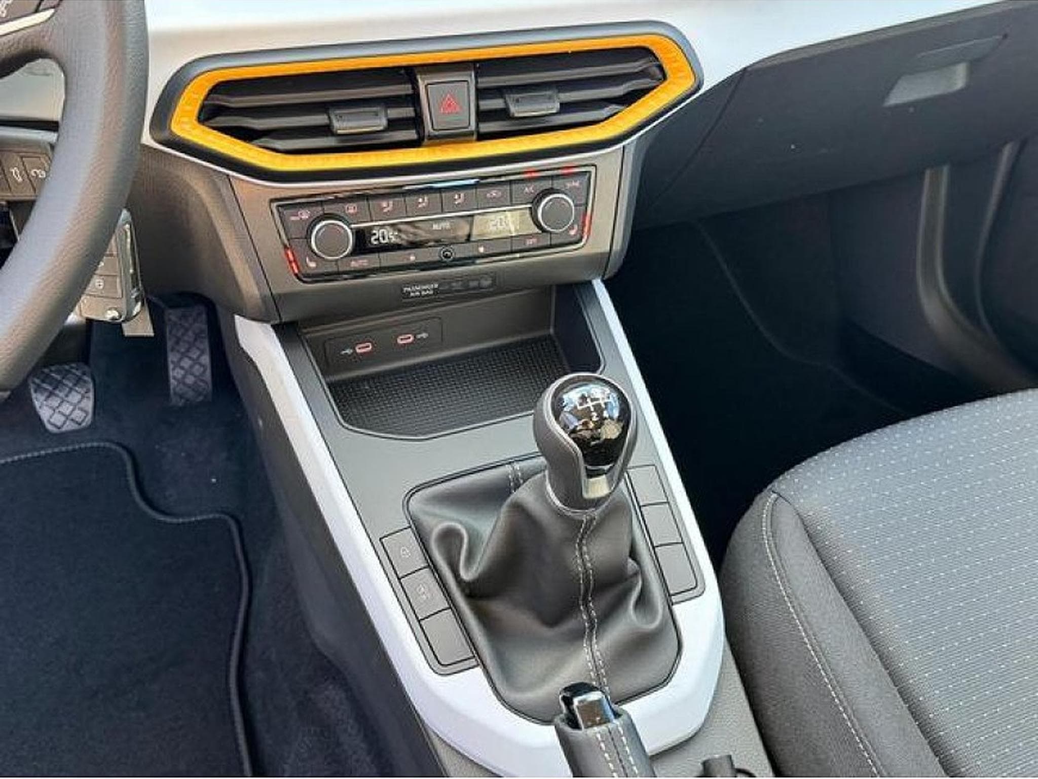 Seat Arona (2025) - Photo 14